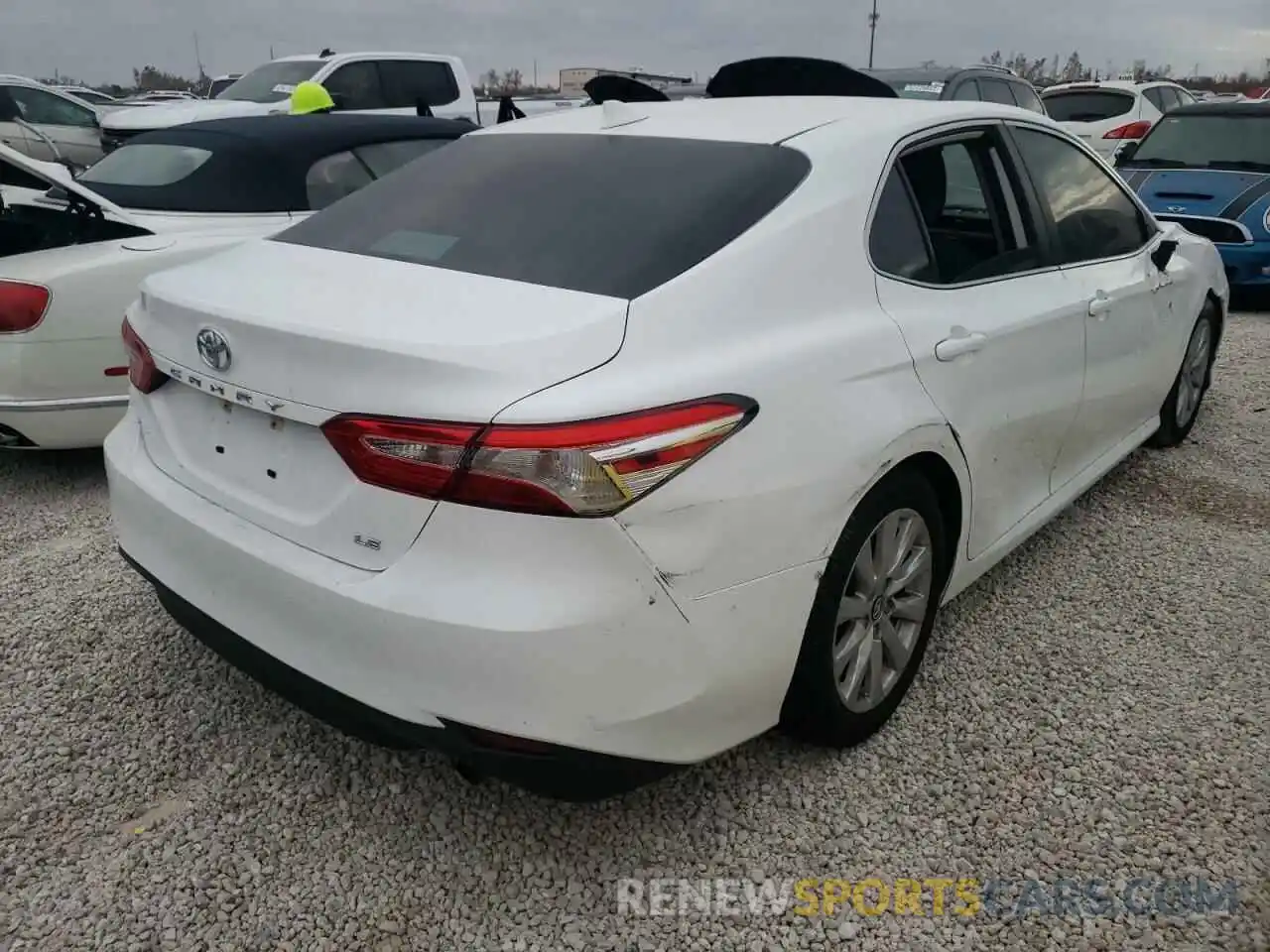 4 Photograph of a damaged car 4T1B11HK8KU789734 TOYOTA CAMRY 2019