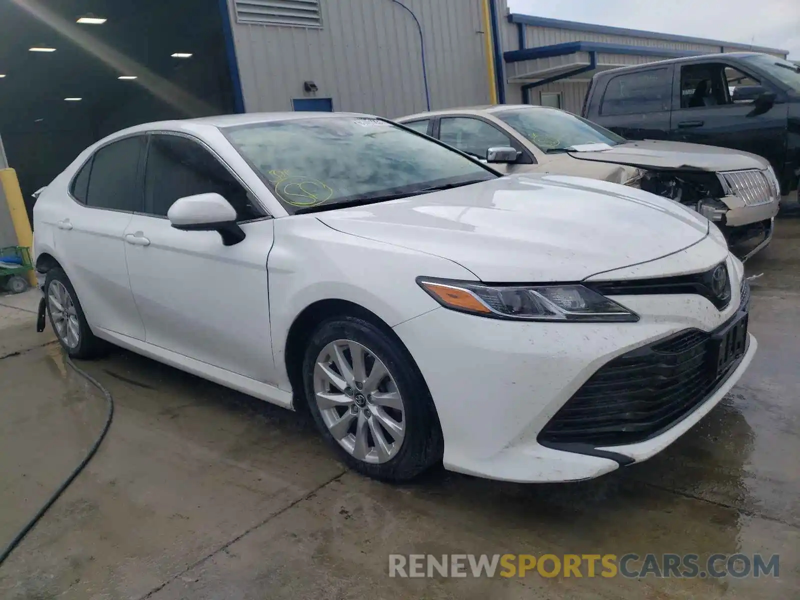 1 Photograph of a damaged car 4T1B11HK8KU789930 TOYOTA CAMRY 2019