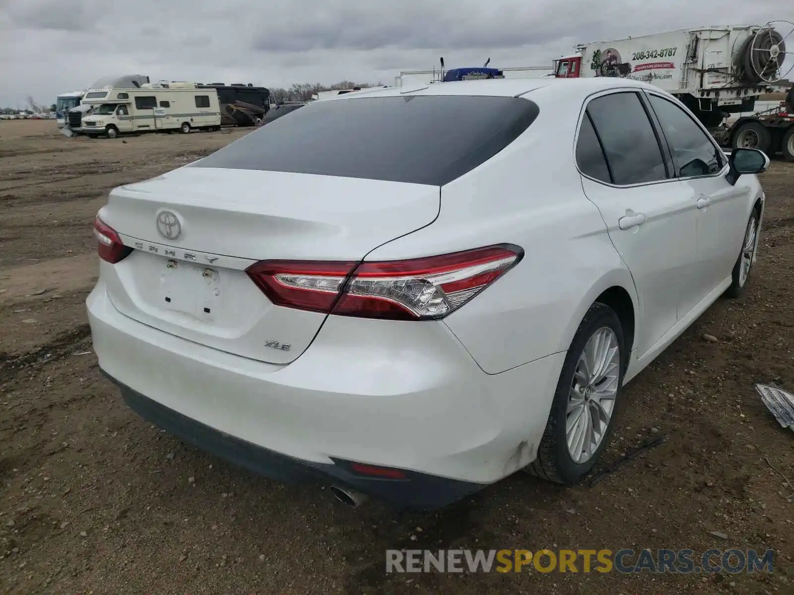 4 Photograph of a damaged car 4T1B11HK8KU791077 TOYOTA CAMRY 2019