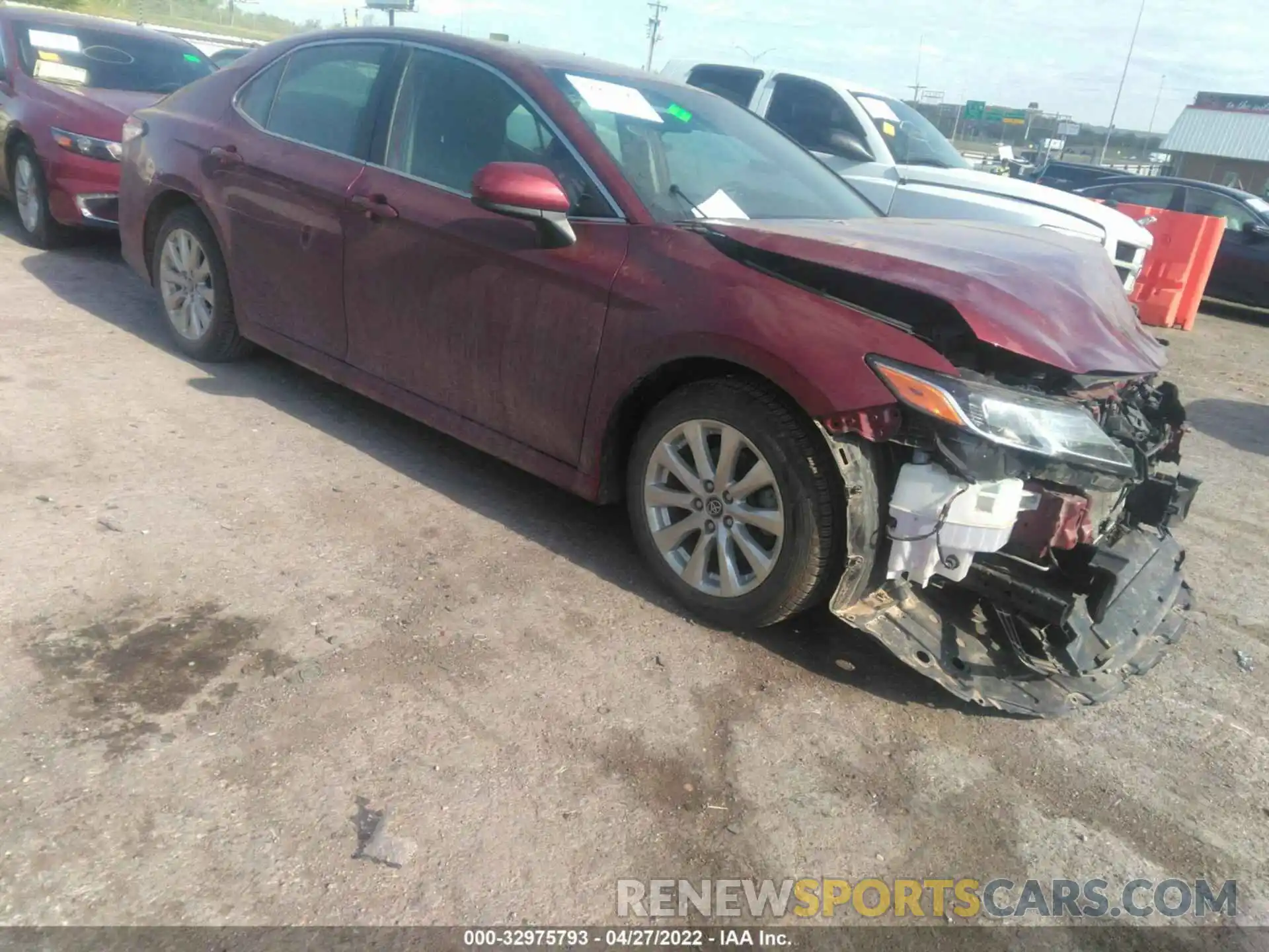 1 Photograph of a damaged car 4T1B11HK8KU791418 TOYOTA CAMRY 2019