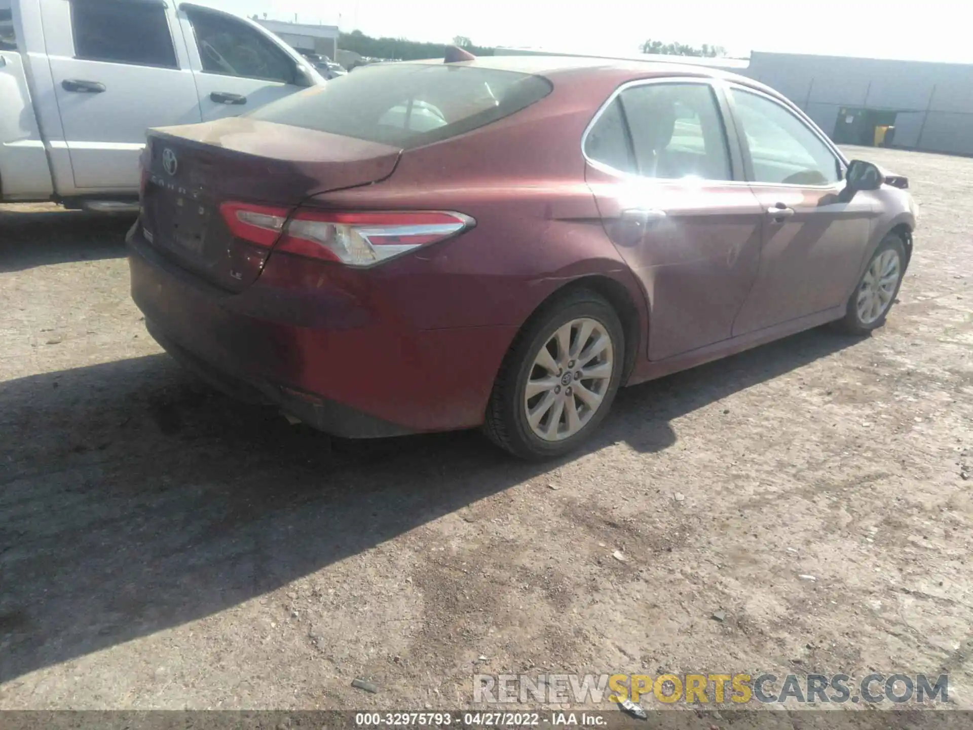 4 Photograph of a damaged car 4T1B11HK8KU791418 TOYOTA CAMRY 2019