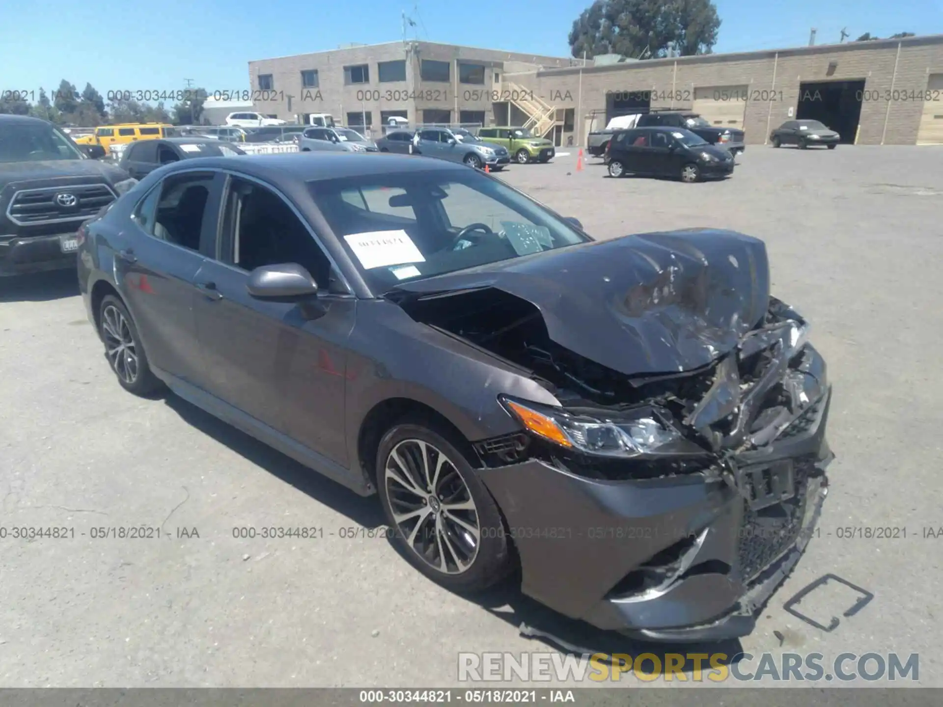 1 Photograph of a damaged car 4T1B11HK8KU793914 TOYOTA CAMRY 2019