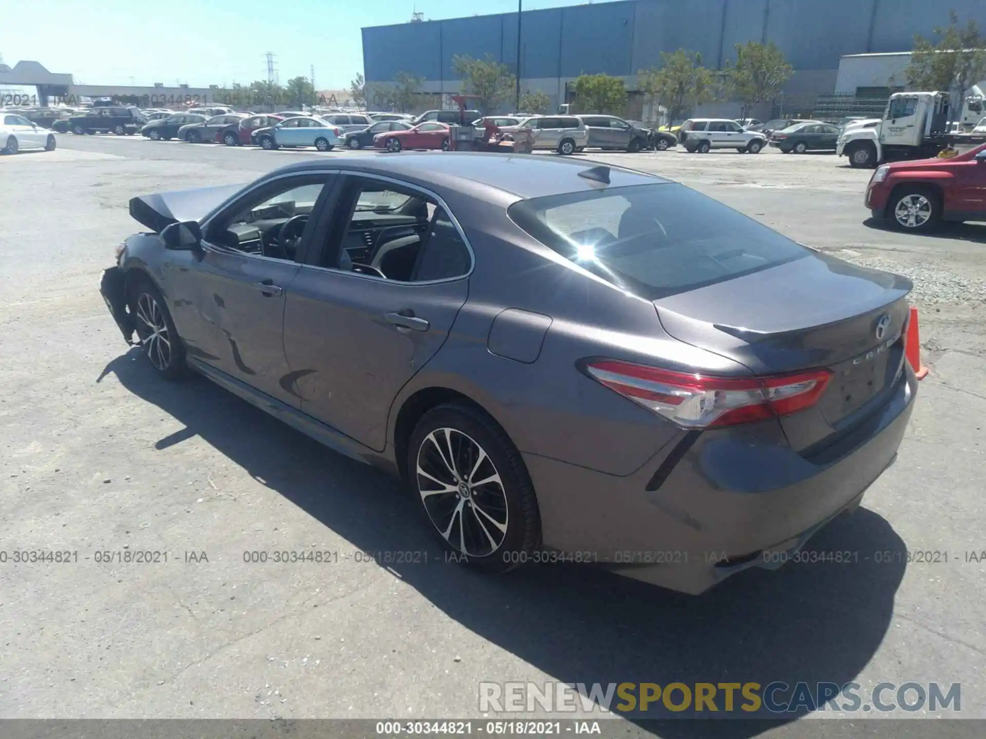 3 Photograph of a damaged car 4T1B11HK8KU793914 TOYOTA CAMRY 2019