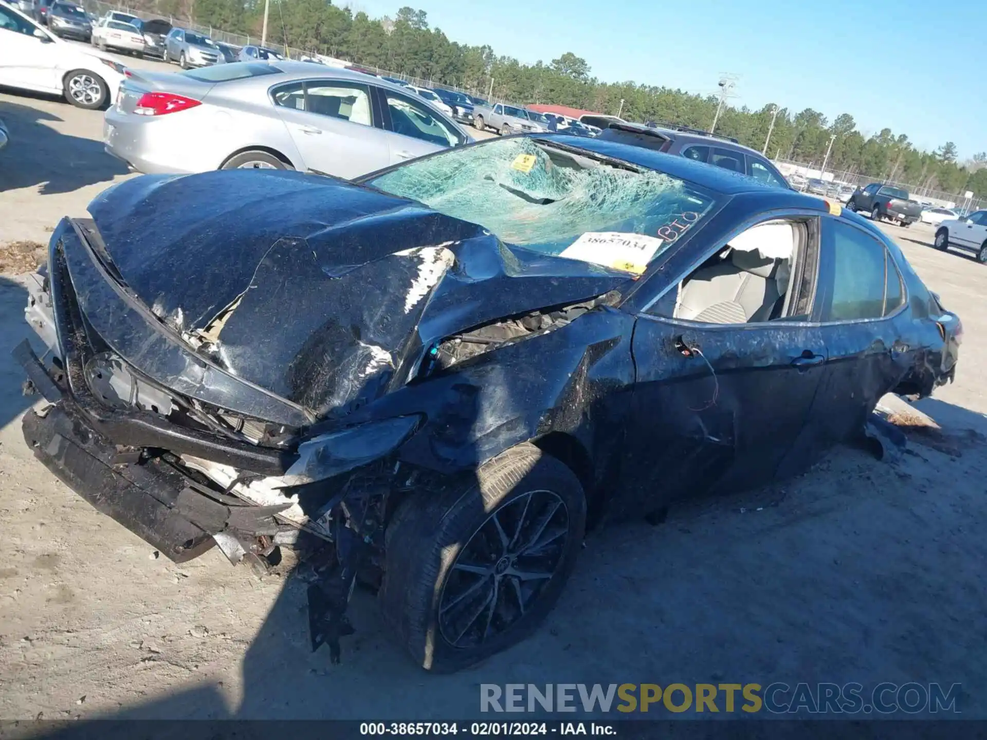 15 Photograph of a damaged car 4T1B11HK8KU794111 TOYOTA CAMRY 2019