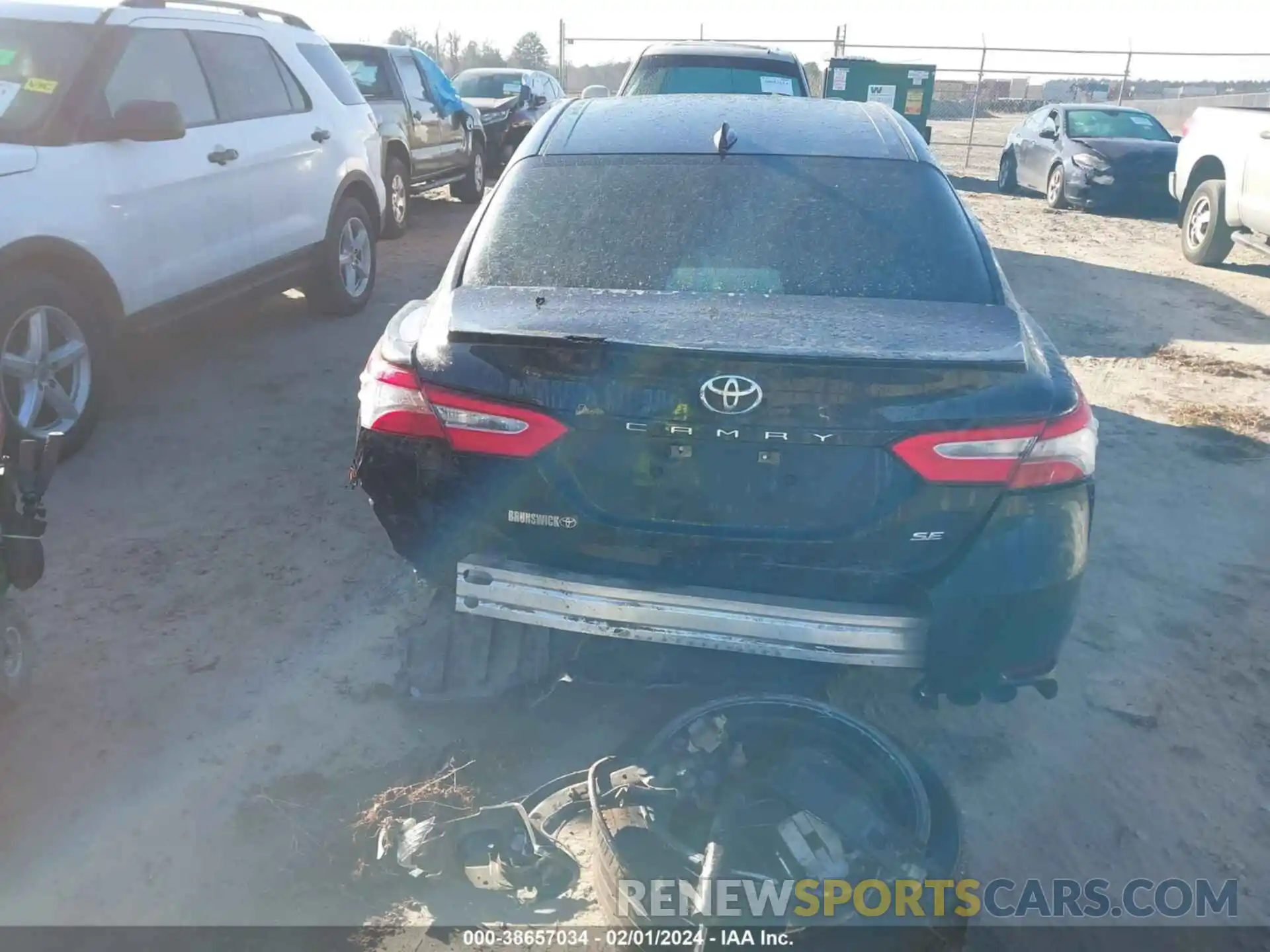 17 Photograph of a damaged car 4T1B11HK8KU794111 TOYOTA CAMRY 2019