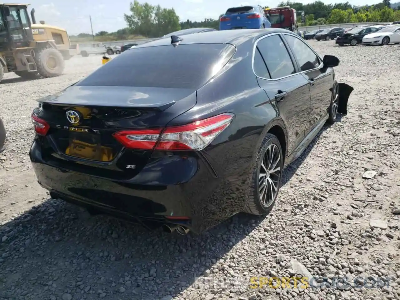 4 Фотография поврежденного автомобиля 4T1B11HK8KU794447 TOYOTA CAMRY 2019