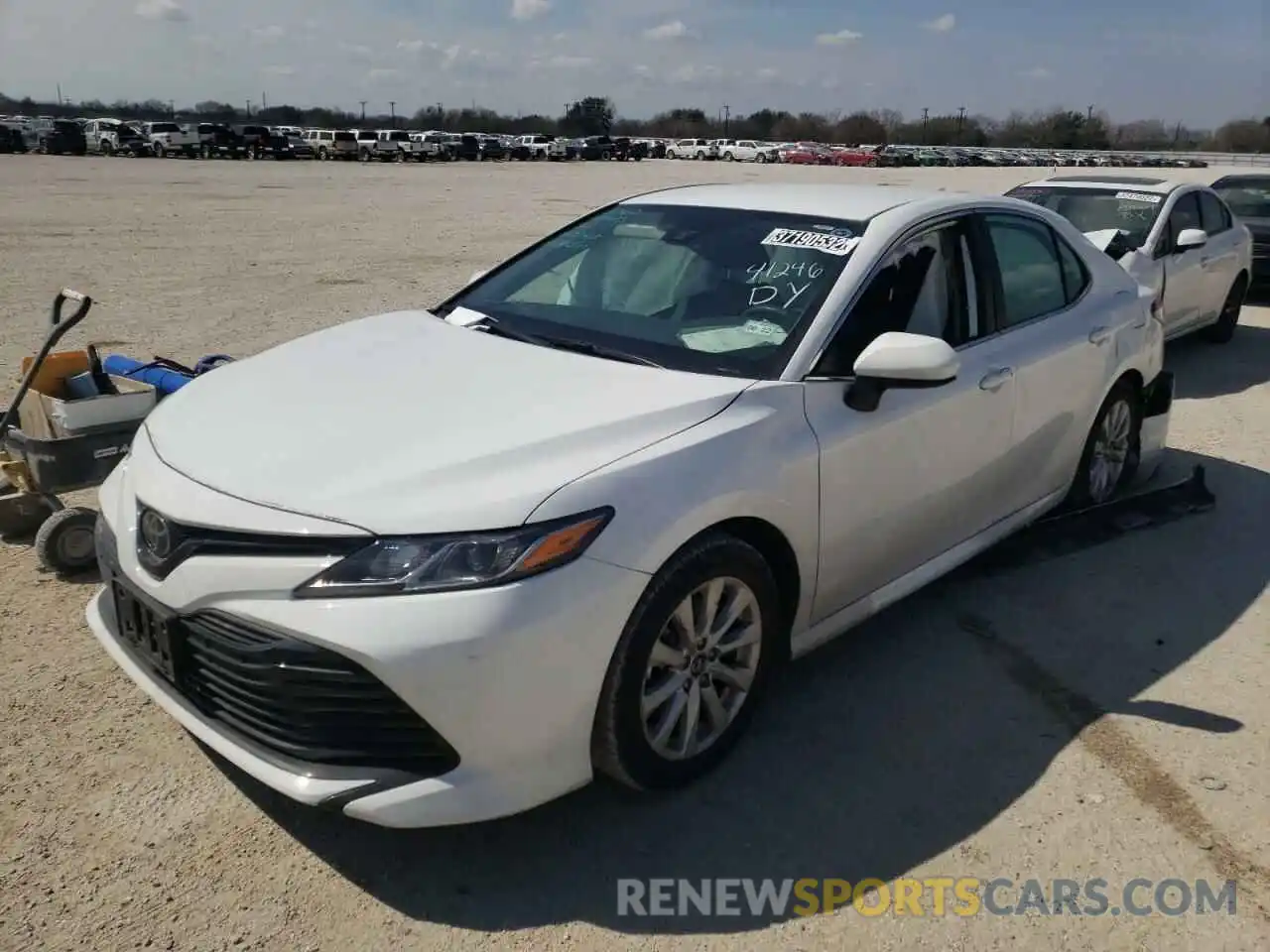 2 Photograph of a damaged car 4T1B11HK8KU795095 TOYOTA CAMRY 2019