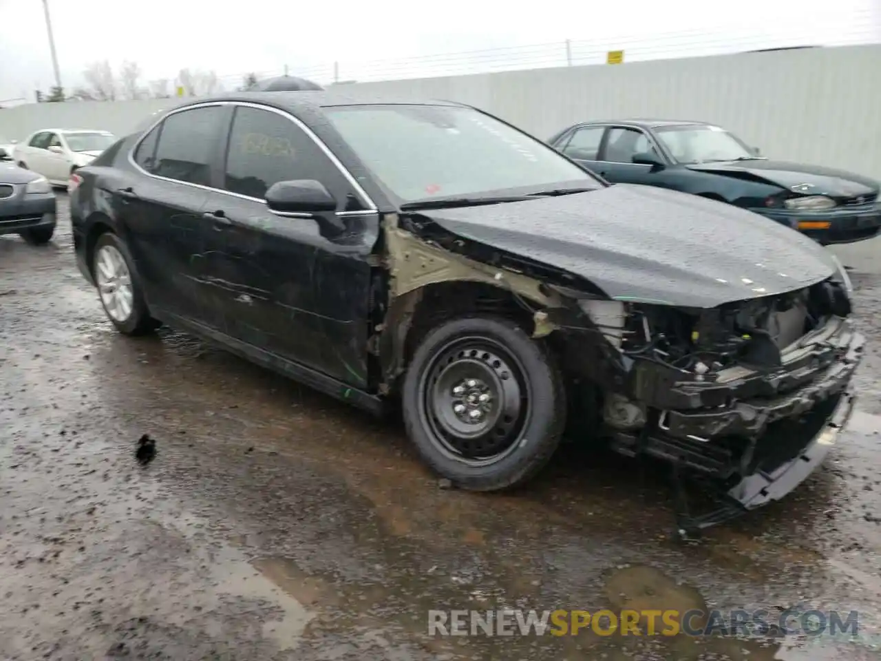 1 Photograph of a damaged car 4T1B11HK8KU798143 TOYOTA CAMRY 2019