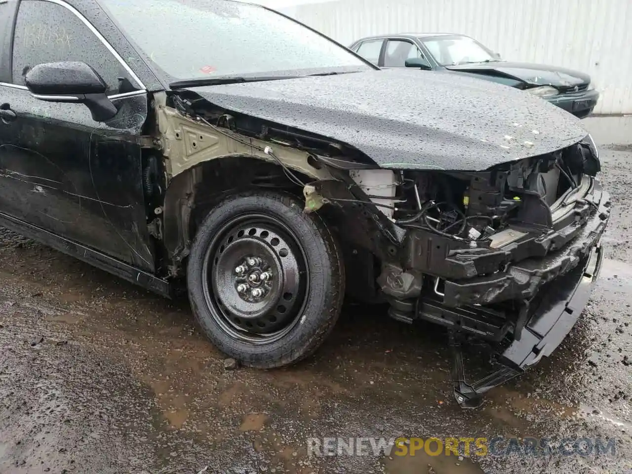 9 Photograph of a damaged car 4T1B11HK8KU798143 TOYOTA CAMRY 2019