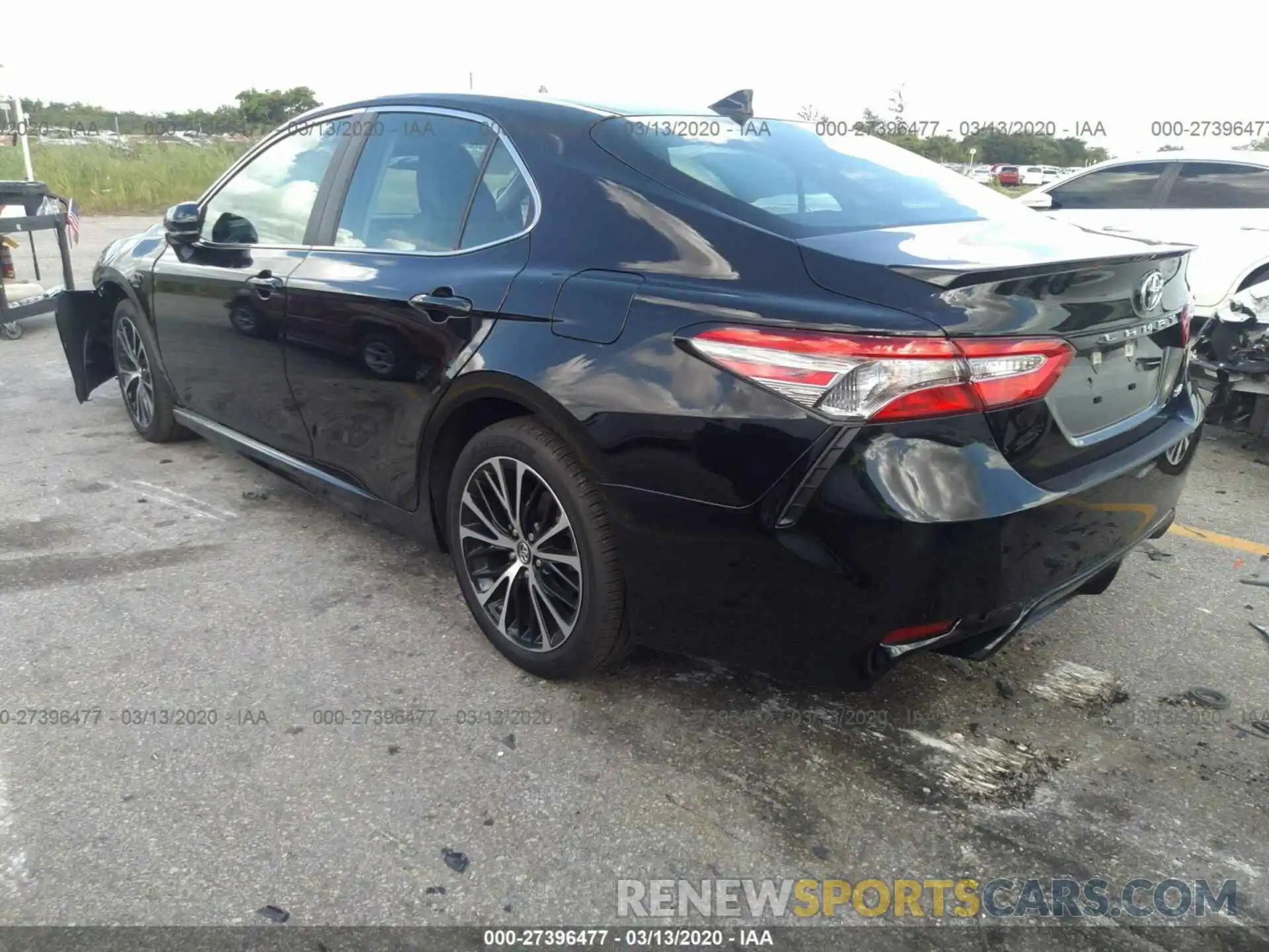 3 Photograph of a damaged car 4T1B11HK8KU798997 TOYOTA CAMRY 2019