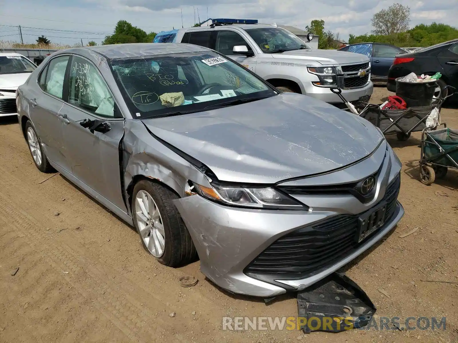 1 Photograph of a damaged car 4T1B11HK8KU801977 TOYOTA CAMRY 2019