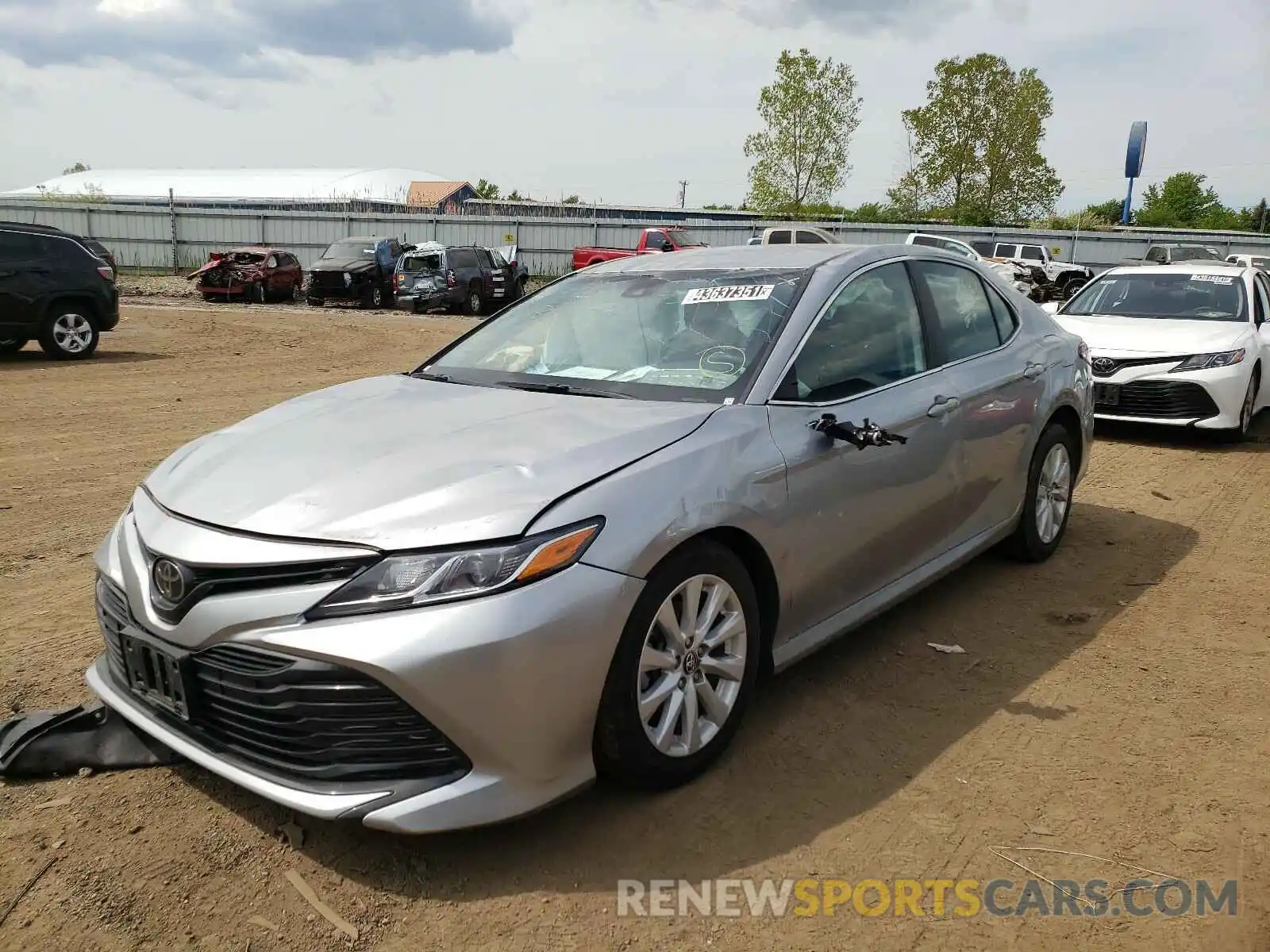 2 Photograph of a damaged car 4T1B11HK8KU801977 TOYOTA CAMRY 2019