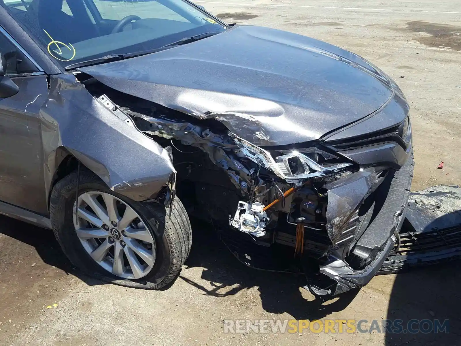 9 Photograph of a damaged car 4T1B11HK8KU802837 TOYOTA CAMRY 2019