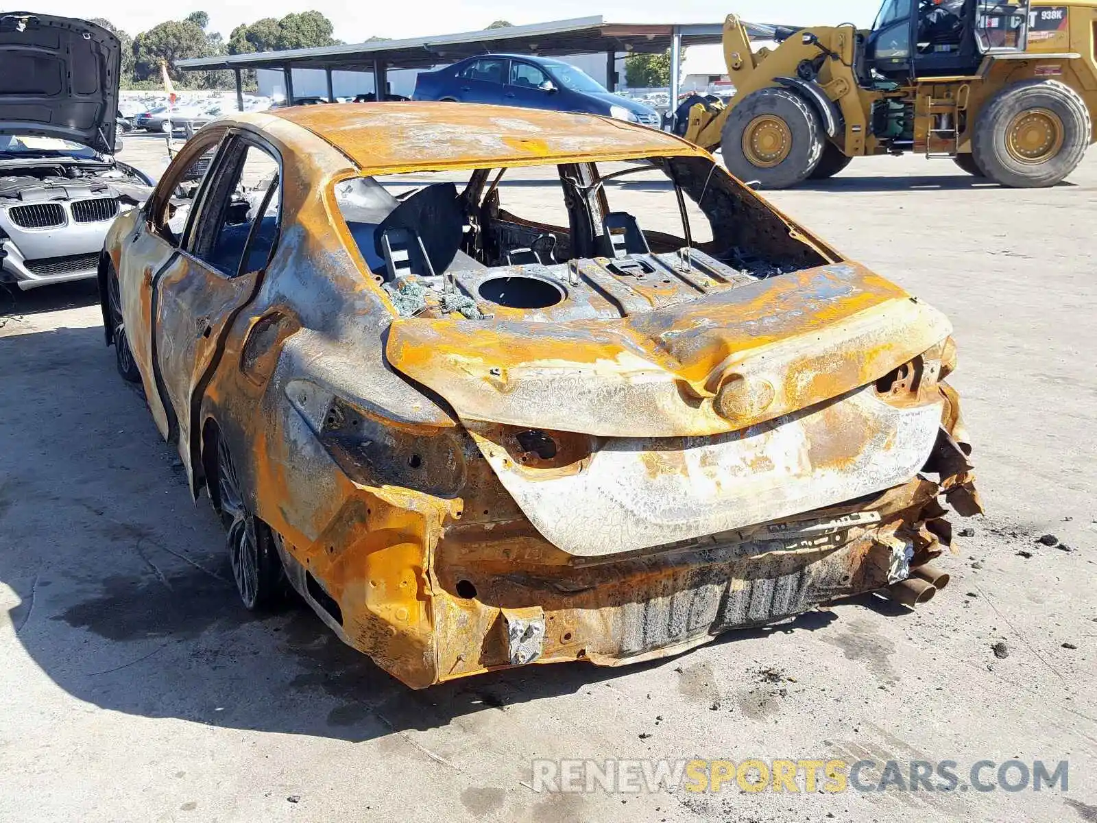 3 Photograph of a damaged car 4T1B11HK8KU804846 TOYOTA CAMRY 2019