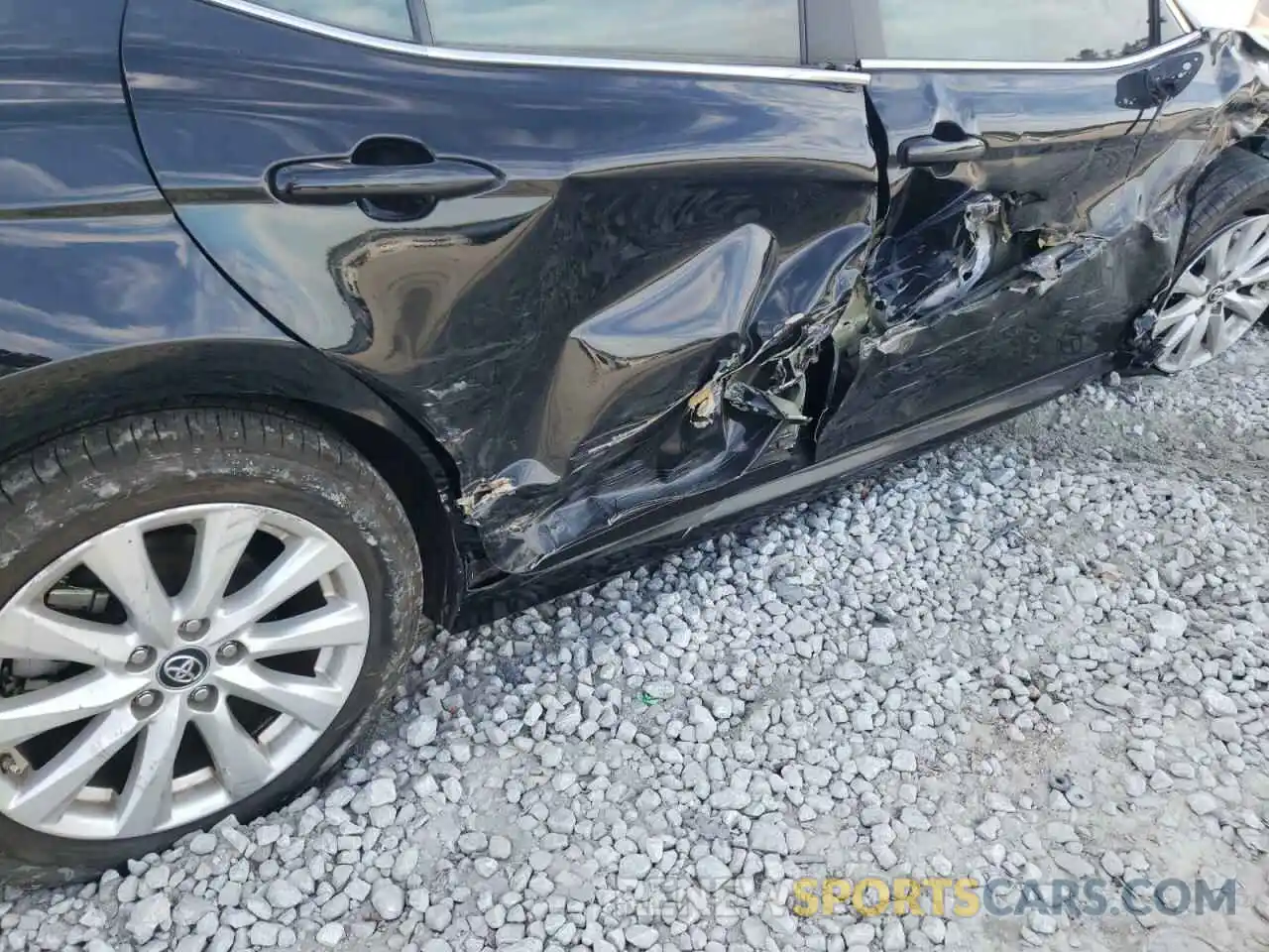 9 Photograph of a damaged car 4T1B11HK8KU806516 TOYOTA CAMRY 2019