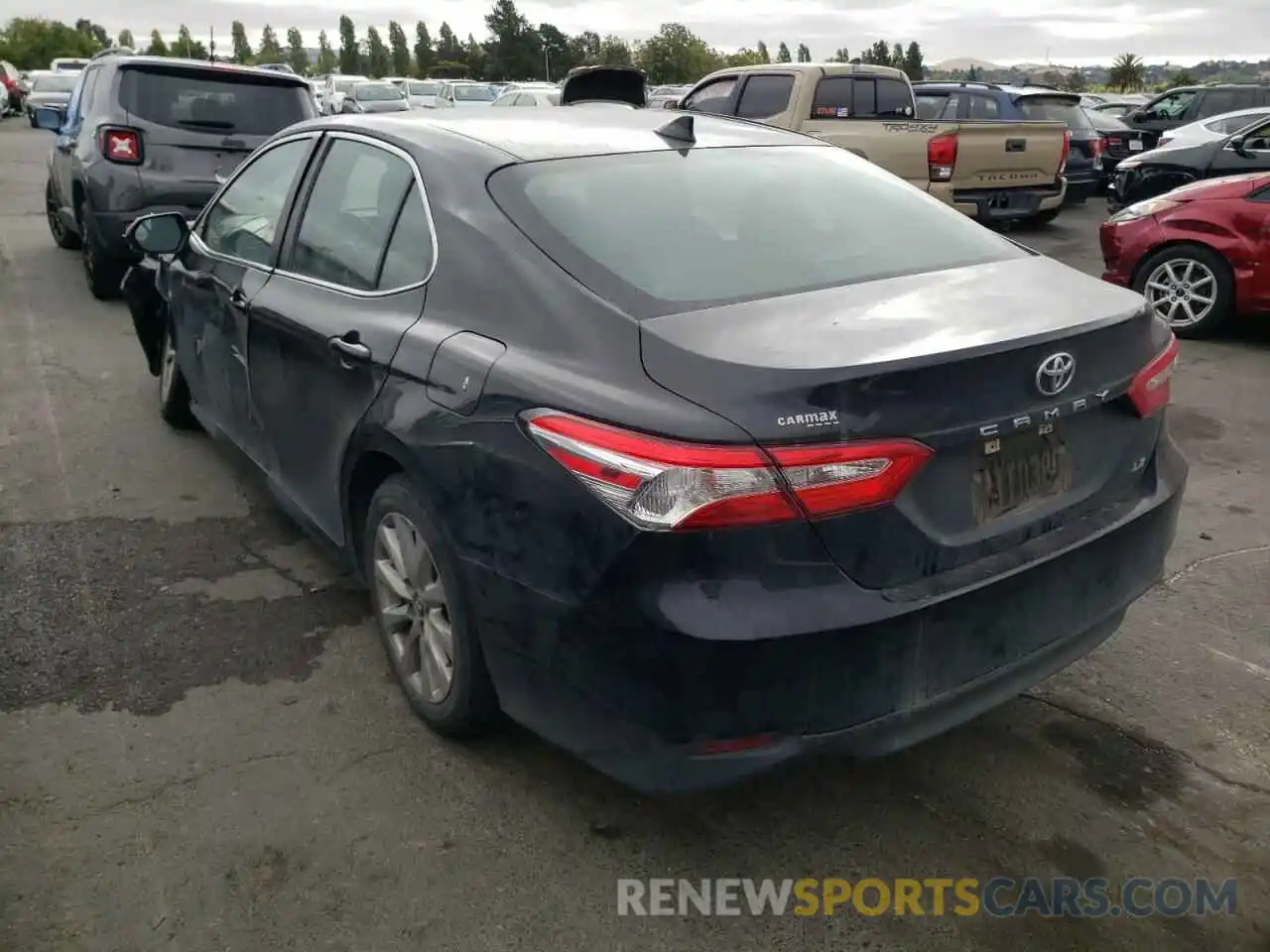 3 Photograph of a damaged car 4T1B11HK8KU806578 TOYOTA CAMRY 2019