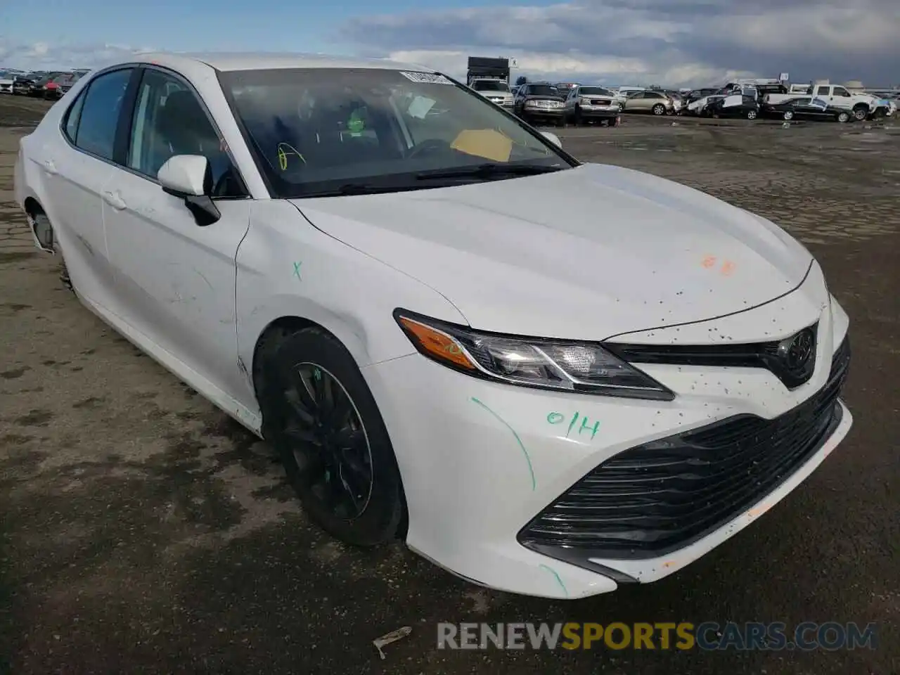 1 Photograph of a damaged car 4T1B11HK8KU806693 TOYOTA CAMRY 2019