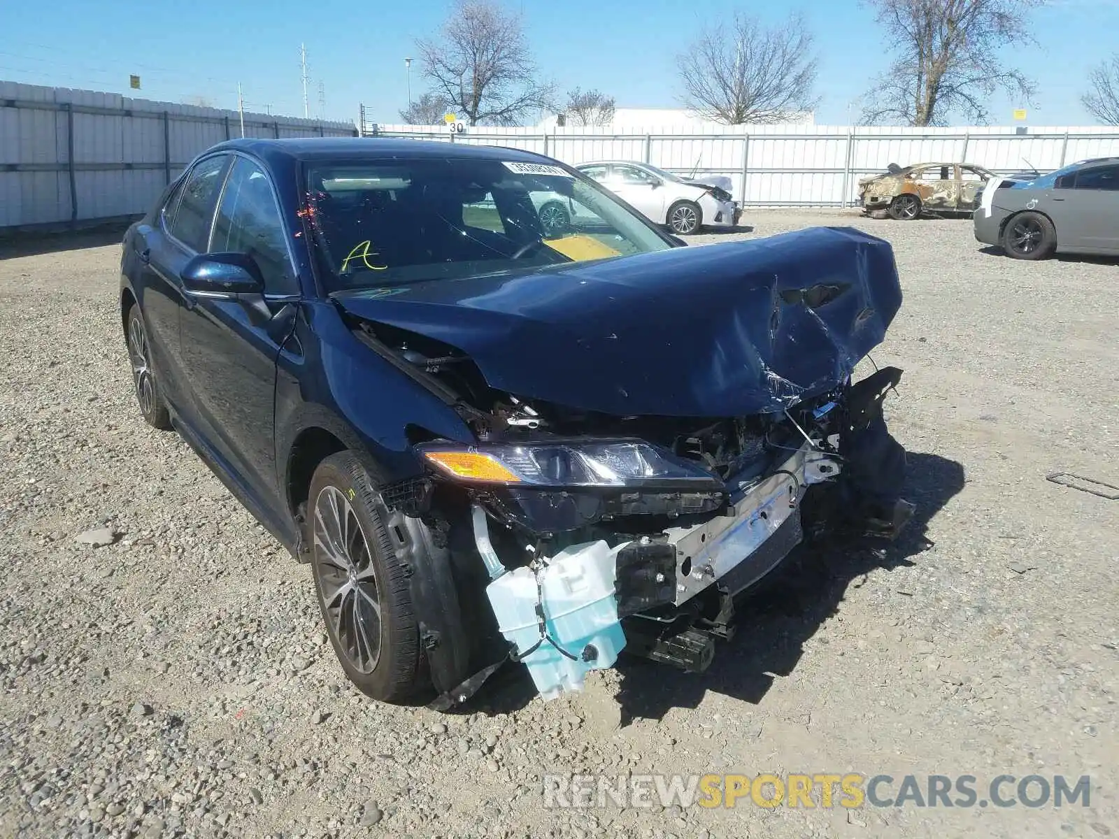 1 Photograph of a damaged car 4T1B11HK8KU808329 TOYOTA CAMRY 2019