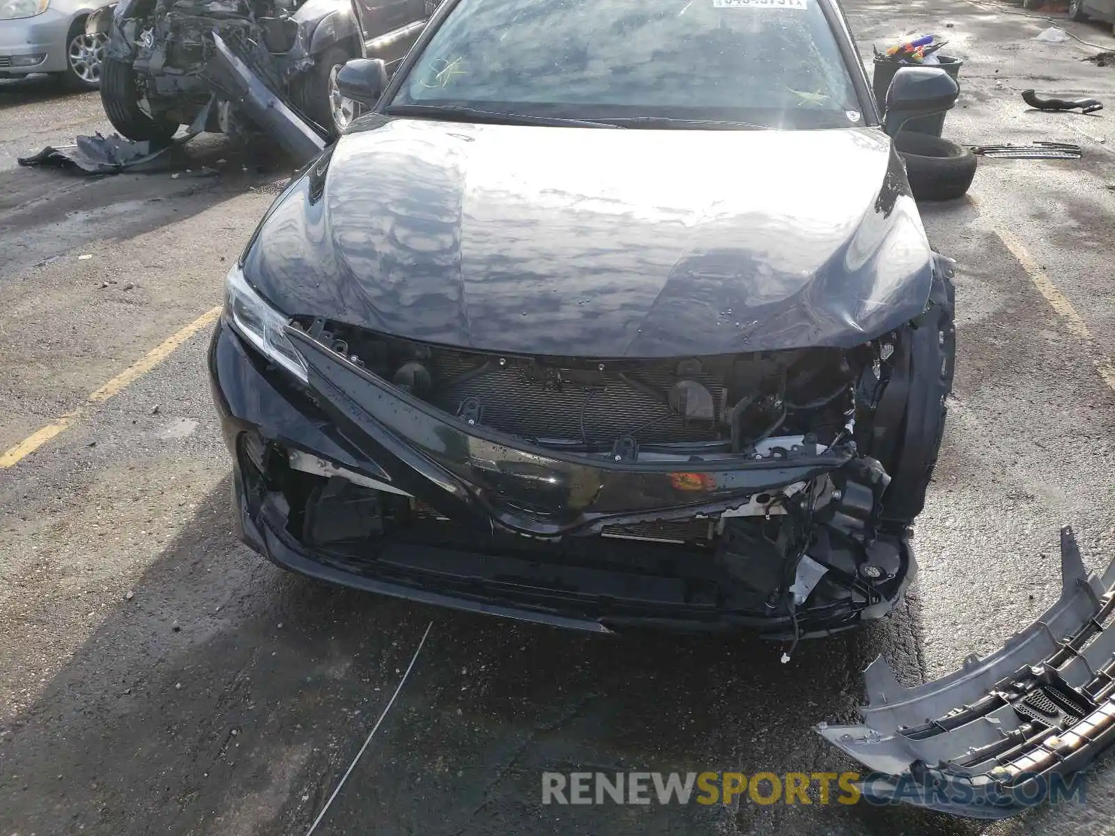 9 Photograph of a damaged car 4T1B11HK8KU808864 TOYOTA CAMRY 2019