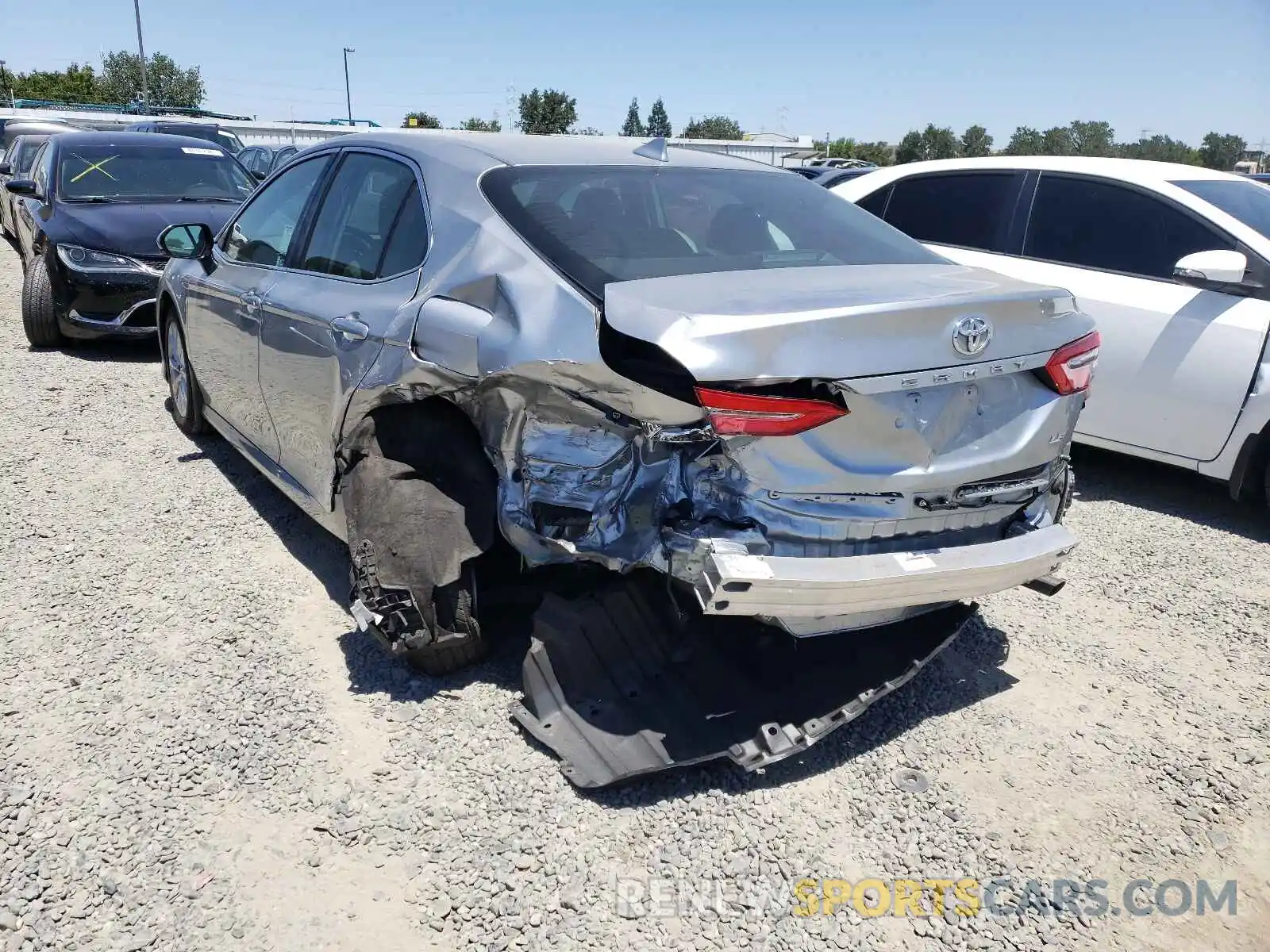 3 Photograph of a damaged car 4T1B11HK8KU808895 TOYOTA CAMRY 2019