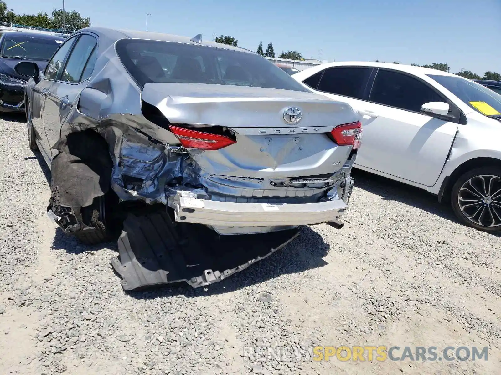 9 Photograph of a damaged car 4T1B11HK8KU808895 TOYOTA CAMRY 2019