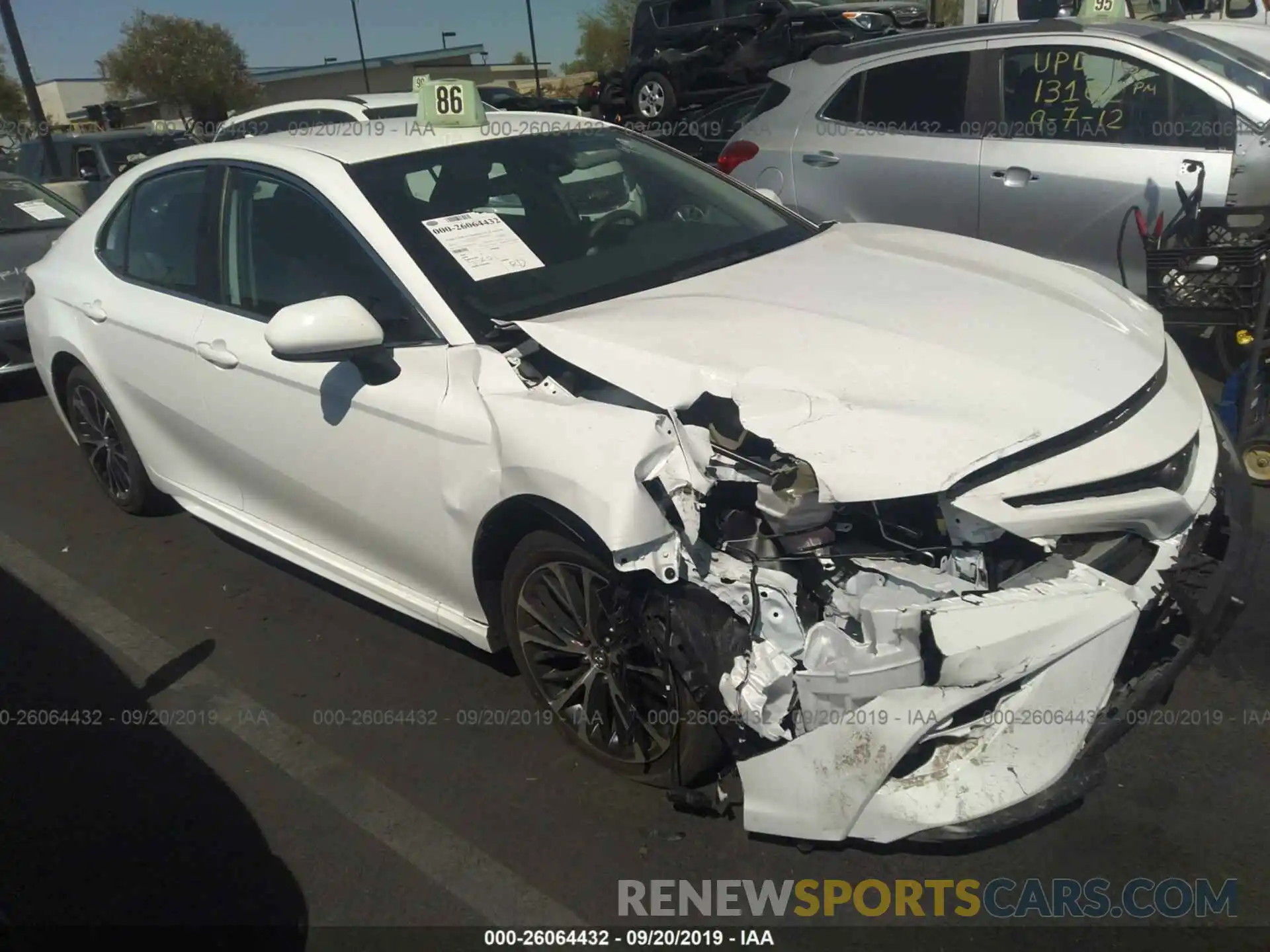 1 Photograph of a damaged car 4T1B11HK8KU809805 TOYOTA CAMRY 2019