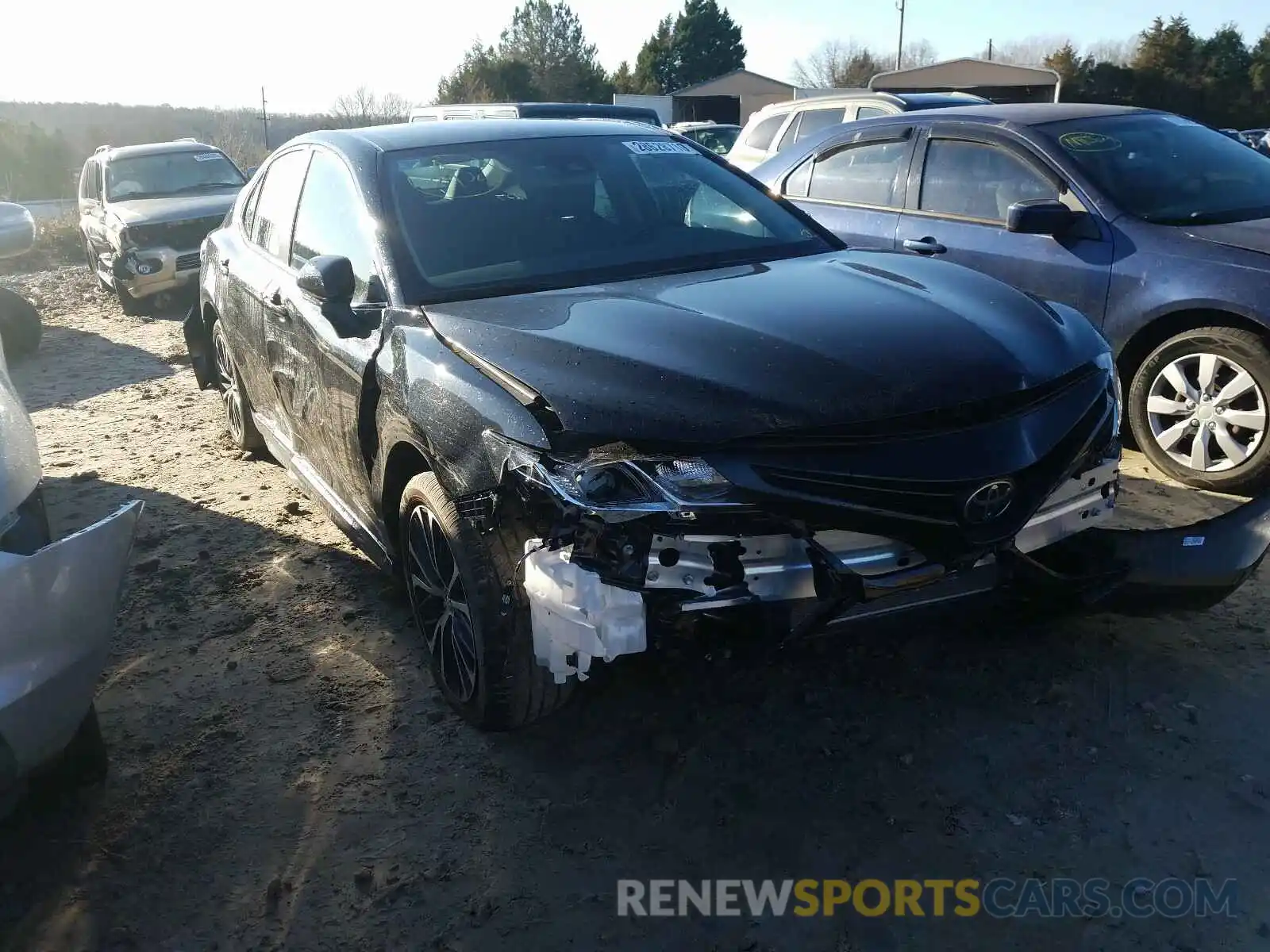 1 Photograph of a damaged car 4T1B11HK8KU812123 TOYOTA CAMRY 2019