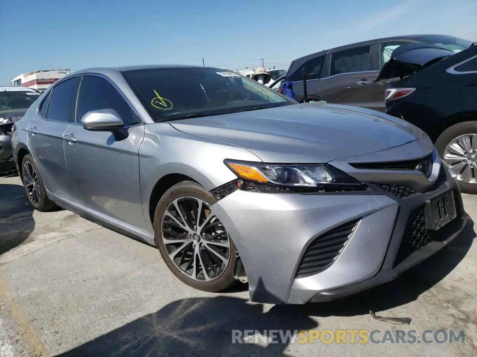 1 Photograph of a damaged car 4T1B11HK8KU812137 TOYOTA CAMRY 2019