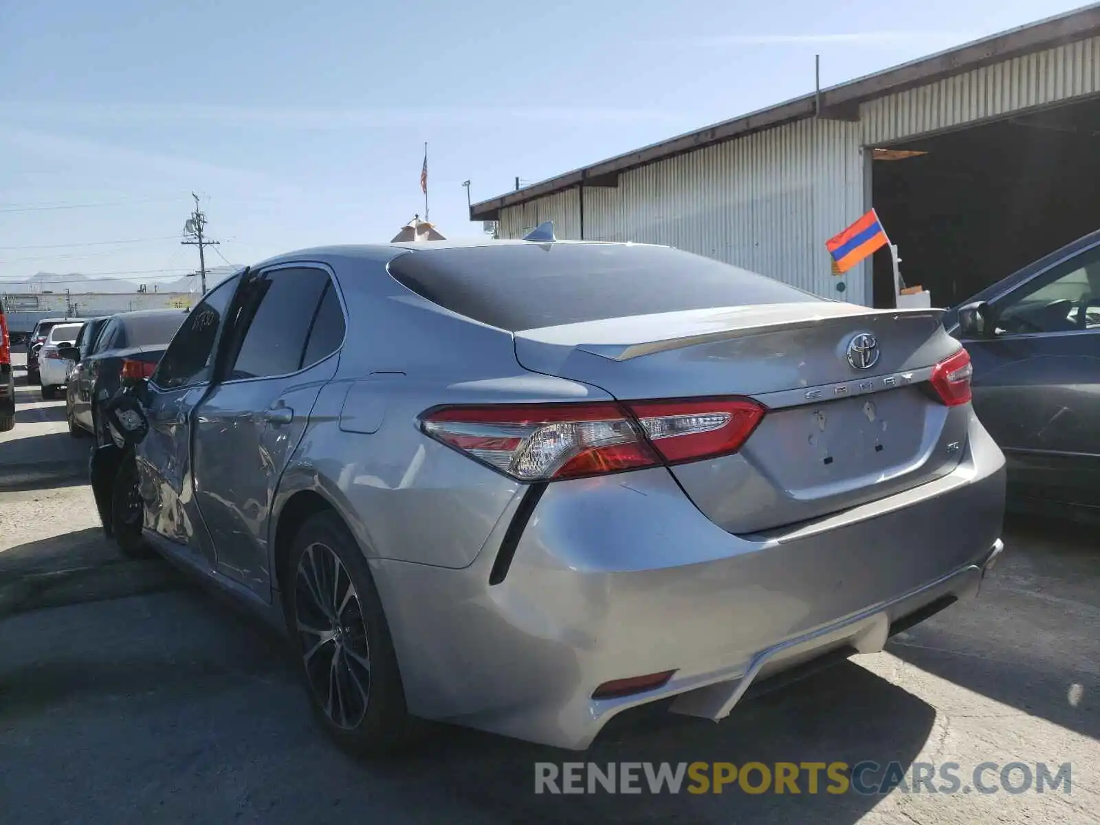 3 Photograph of a damaged car 4T1B11HK8KU812137 TOYOTA CAMRY 2019