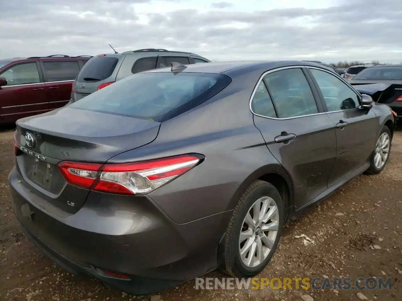 4 Photograph of a damaged car 4T1B11HK8KU812591 TOYOTA CAMRY 2019