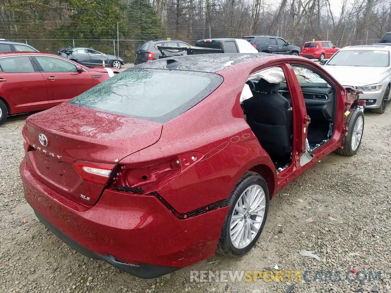 4 Photograph of a damaged car 4T1B11HK8KU812901 TOYOTA CAMRY 2019