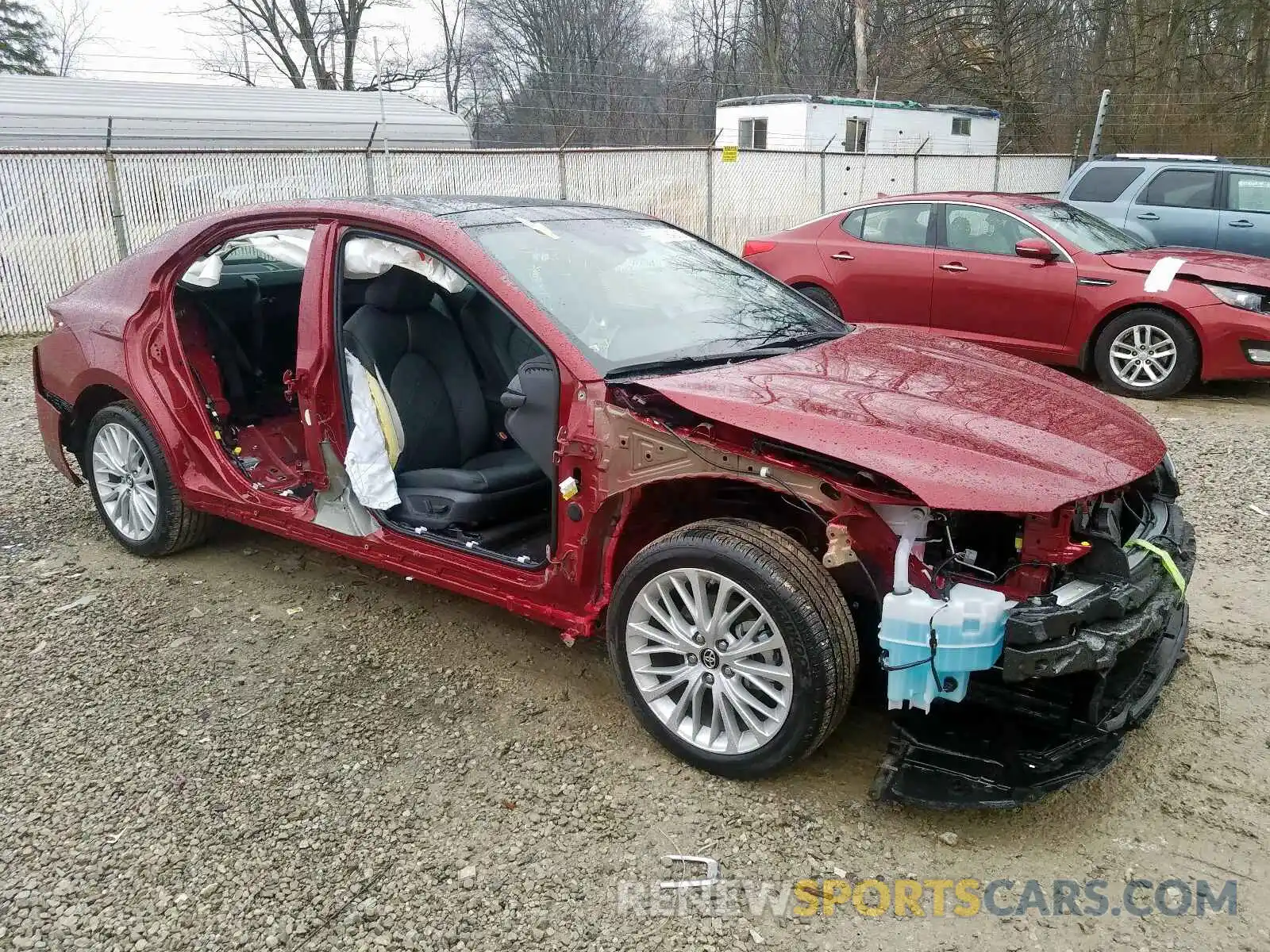 9 Photograph of a damaged car 4T1B11HK8KU812901 TOYOTA CAMRY 2019