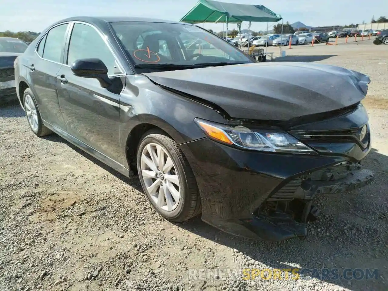 1 Photograph of a damaged car 4T1B11HK8KU814082 TOYOTA CAMRY 2019