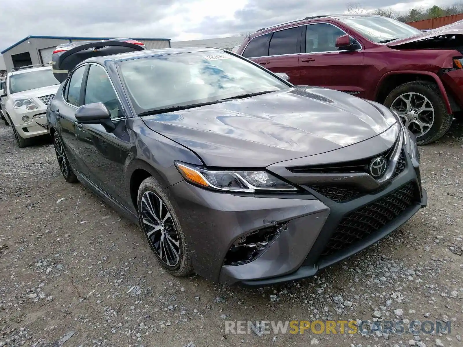 1 Photograph of a damaged car 4T1B11HK8KU815331 TOYOTA CAMRY 2019