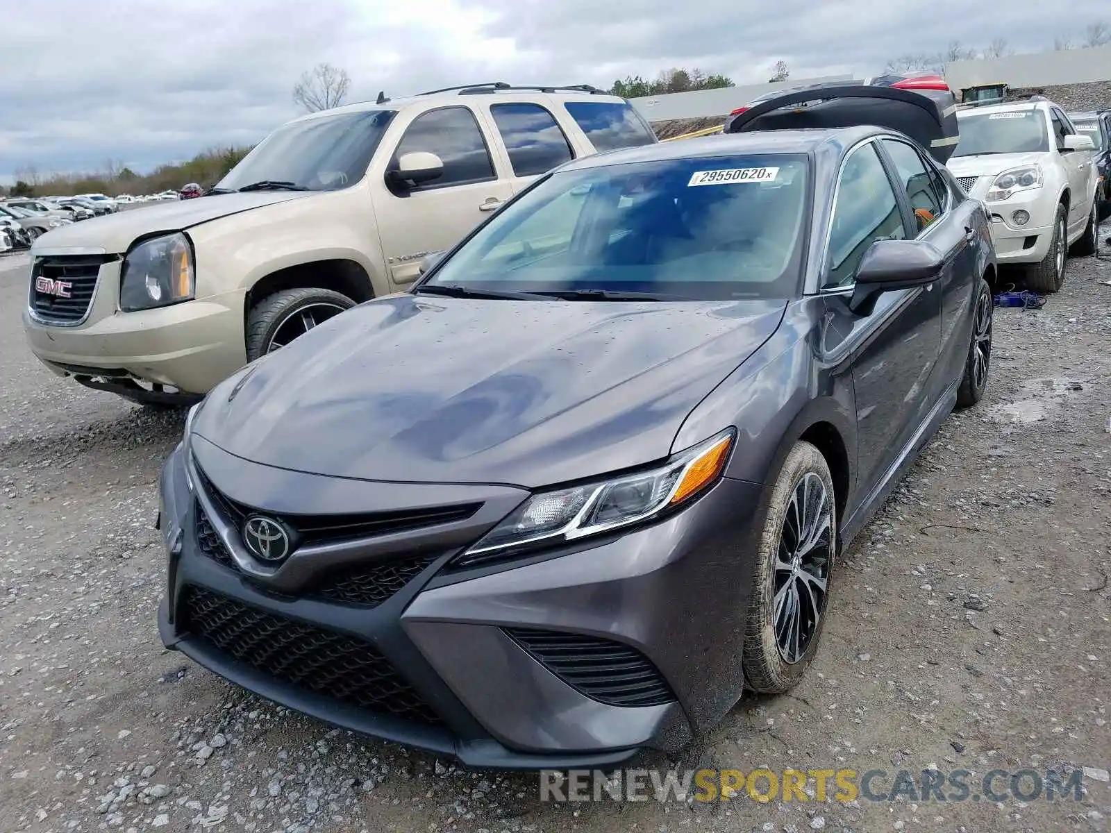 2 Photograph of a damaged car 4T1B11HK8KU815331 TOYOTA CAMRY 2019