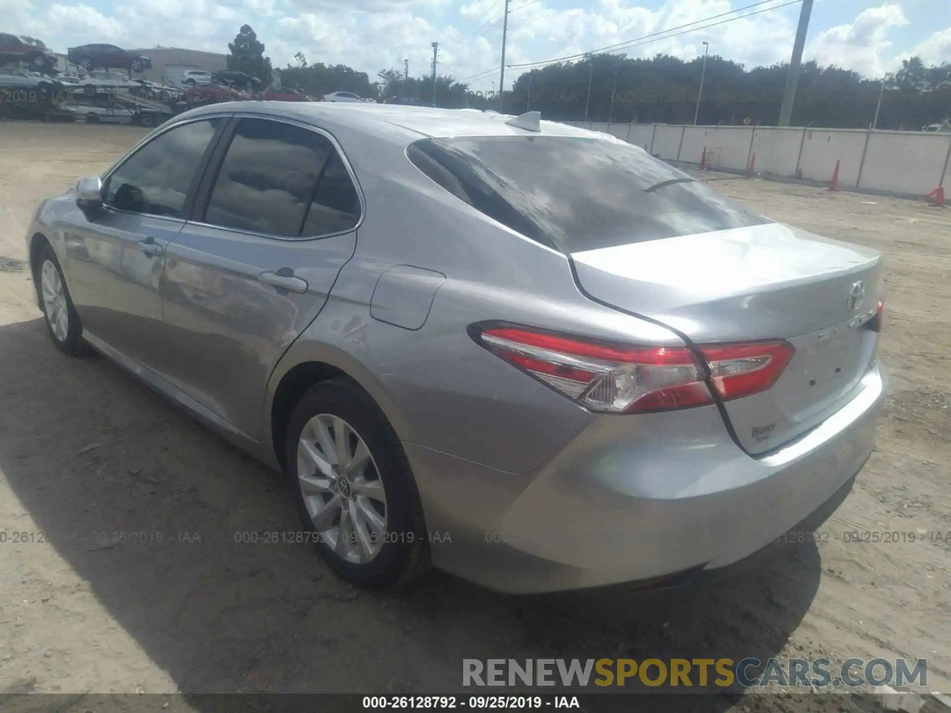 3 Photograph of a damaged car 4T1B11HK8KU815765 TOYOTA CAMRY 2019