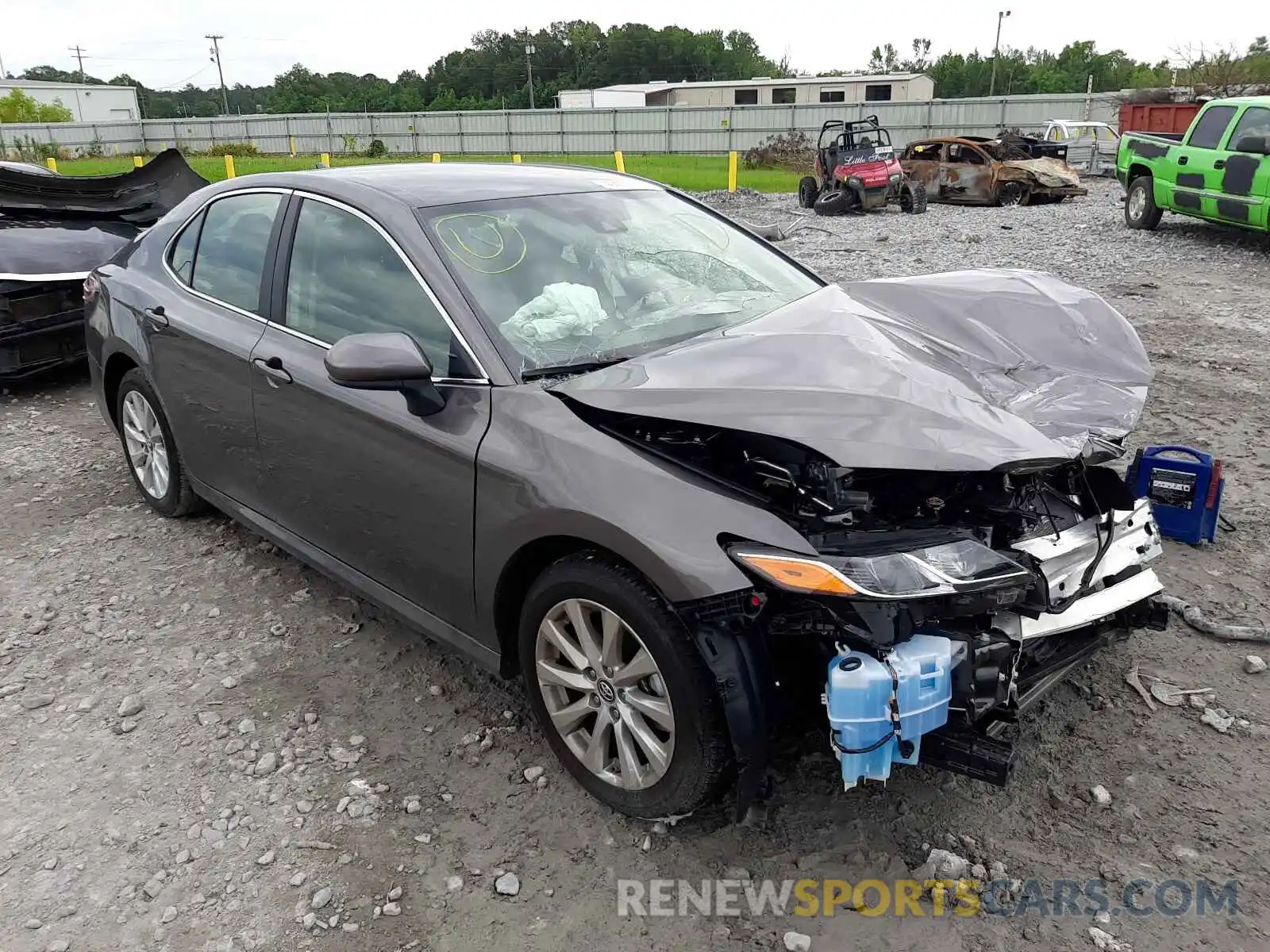 1 Photograph of a damaged car 4T1B11HK8KU816592 TOYOTA CAMRY 2019