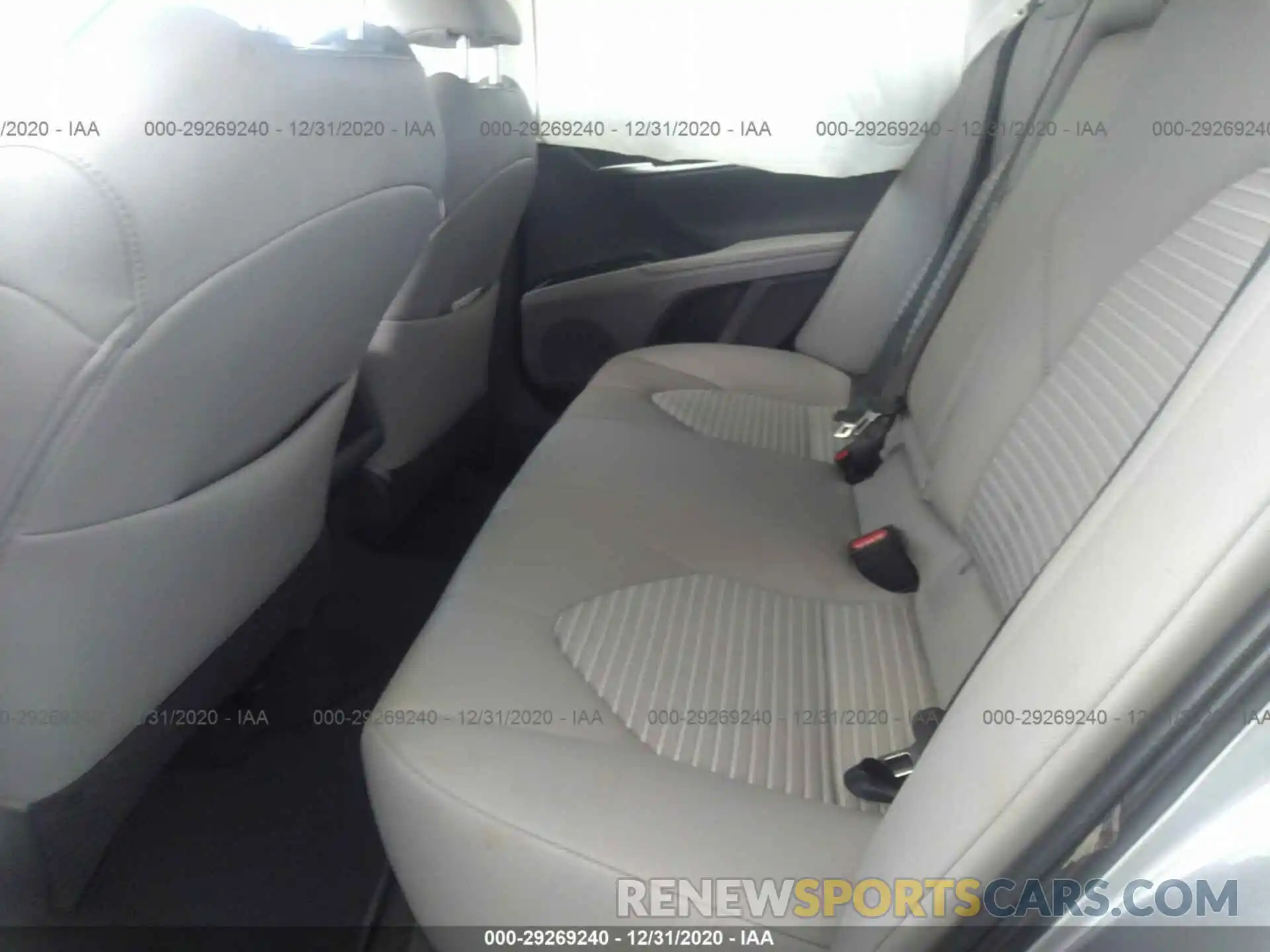 8 Фотография поврежденного автомобиля 4T1B11HK8KU817208 TOYOTA CAMRY 2019