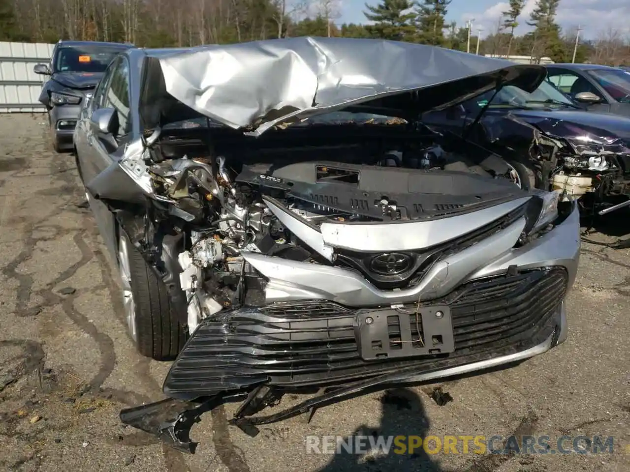 9 Photograph of a damaged car 4T1B11HK8KU817421 TOYOTA CAMRY 2019