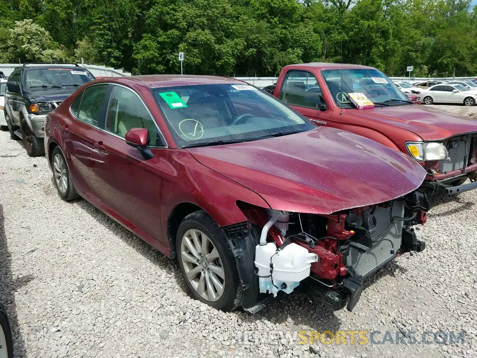 1 Photograph of a damaged car 4T1B11HK8KU817547 TOYOTA CAMRY 2019