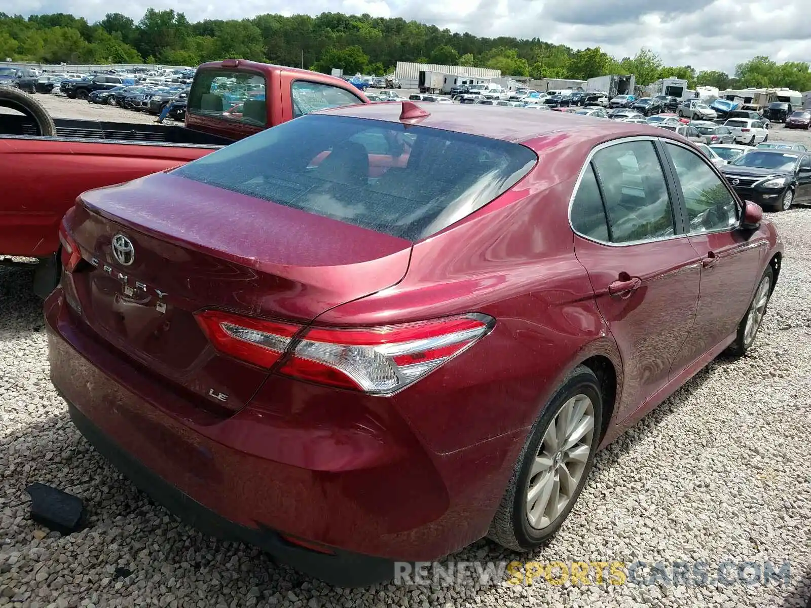 4 Photograph of a damaged car 4T1B11HK8KU817547 TOYOTA CAMRY 2019