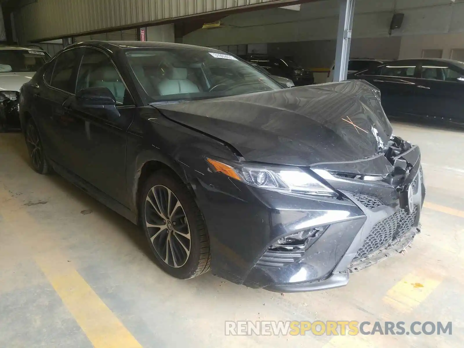 1 Photograph of a damaged car 4T1B11HK8KU819668 TOYOTA CAMRY 2019