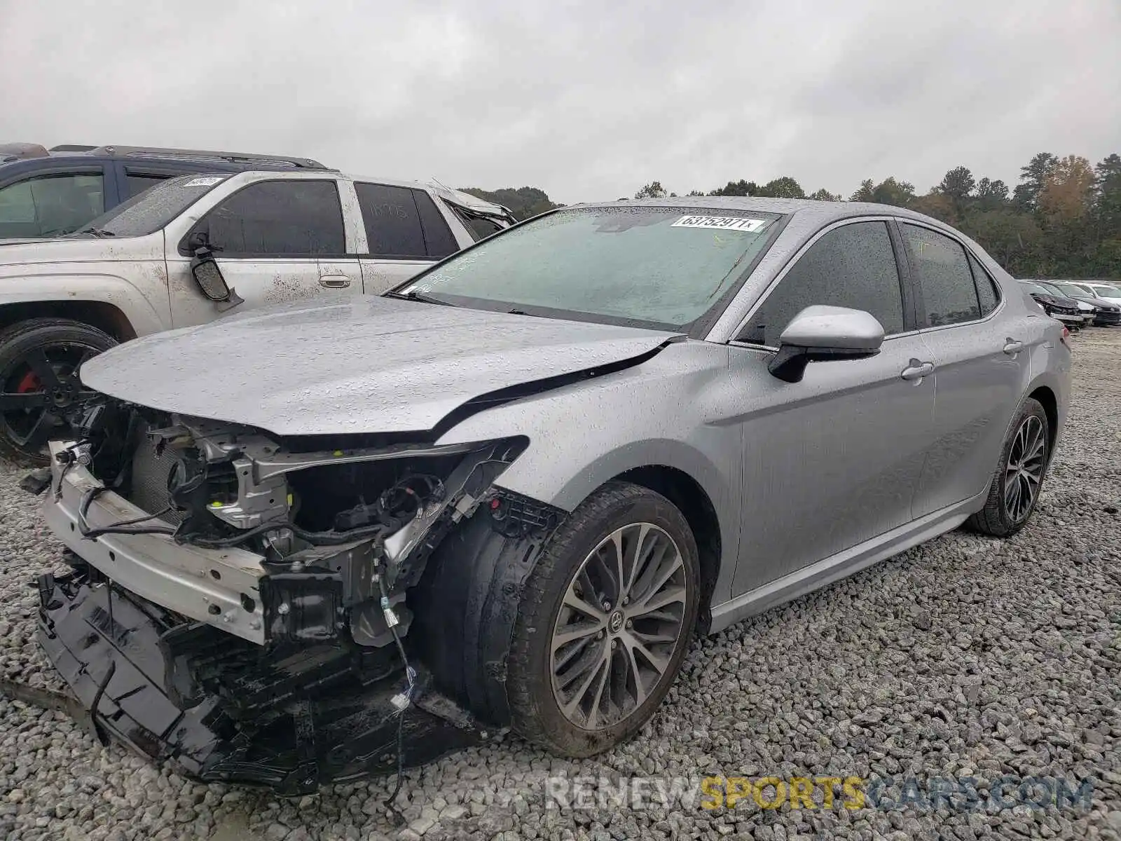 2 Photograph of a damaged car 4T1B11HK8KU820478 TOYOTA CAMRY 2019