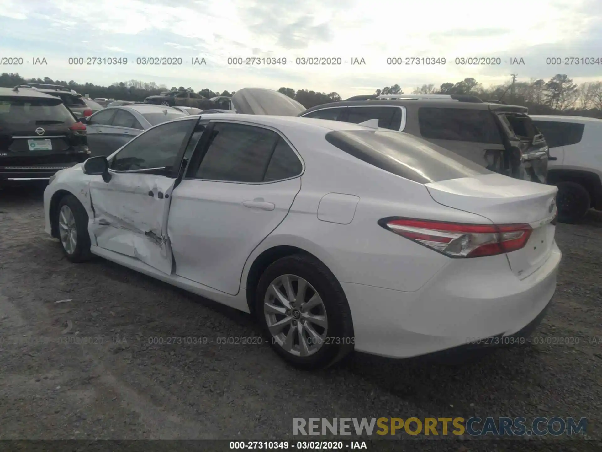 3 Photograph of a damaged car 4T1B11HK8KU821422 TOYOTA CAMRY 2019