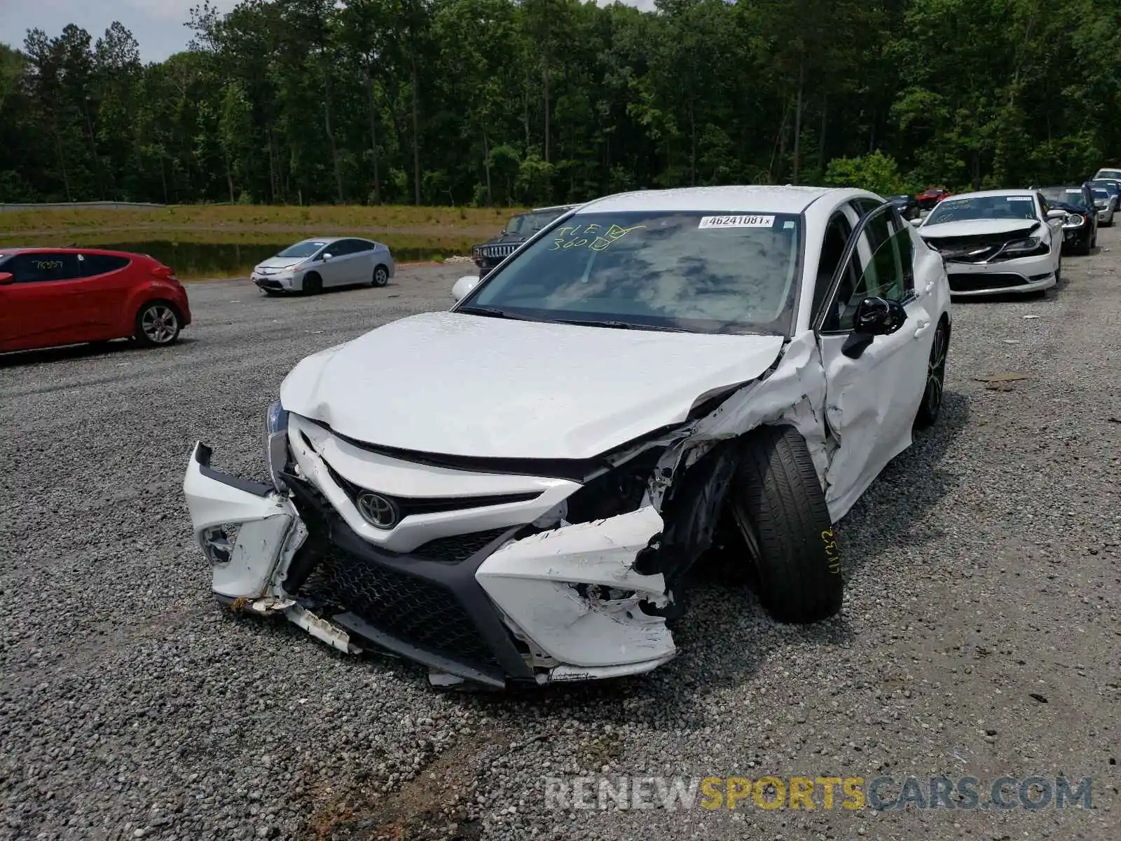 2 Photograph of a damaged car 4T1B11HK8KU823476 TOYOTA CAMRY 2019