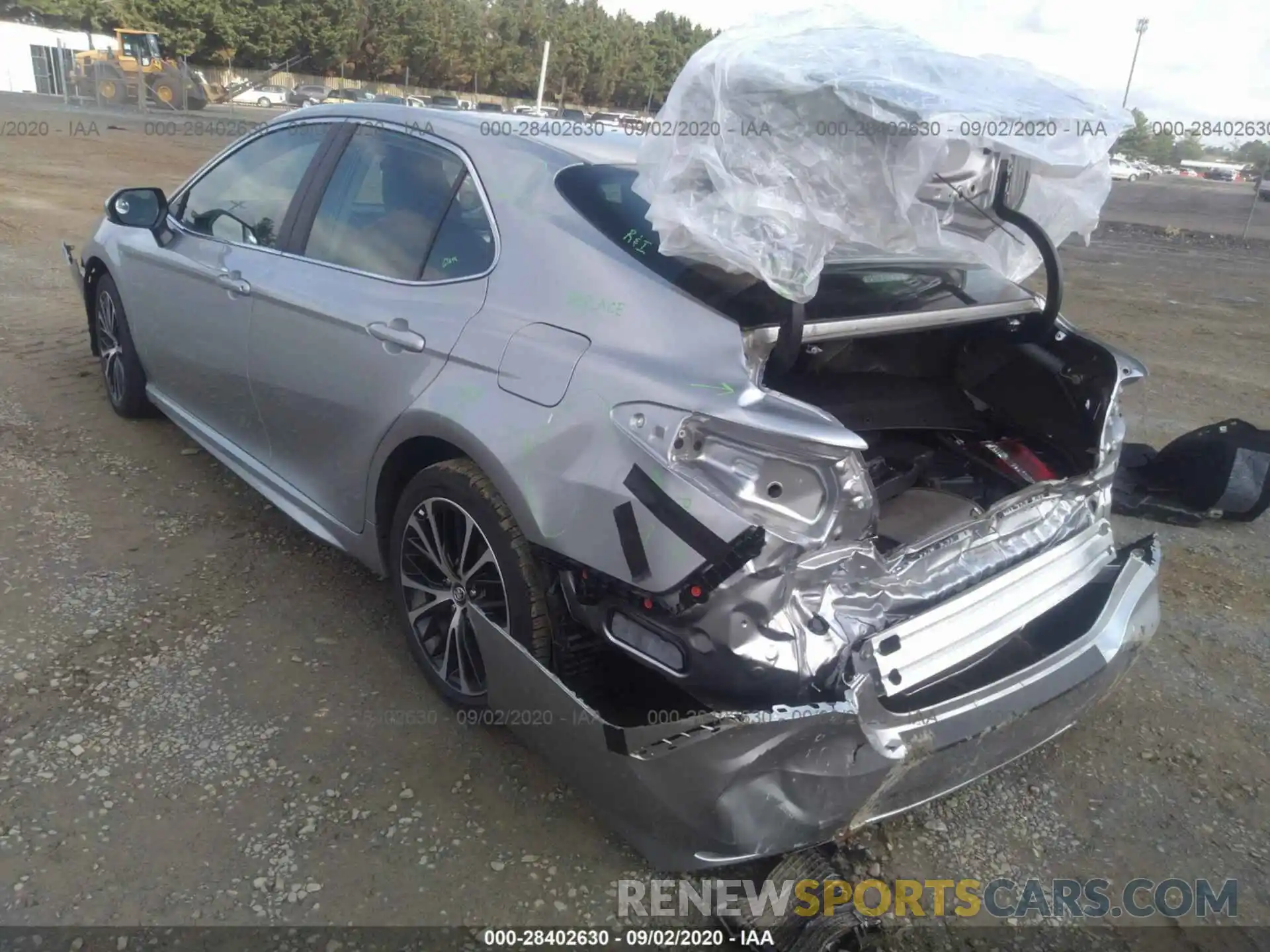 3 Photograph of a damaged car 4T1B11HK8KU823655 TOYOTA CAMRY 2019