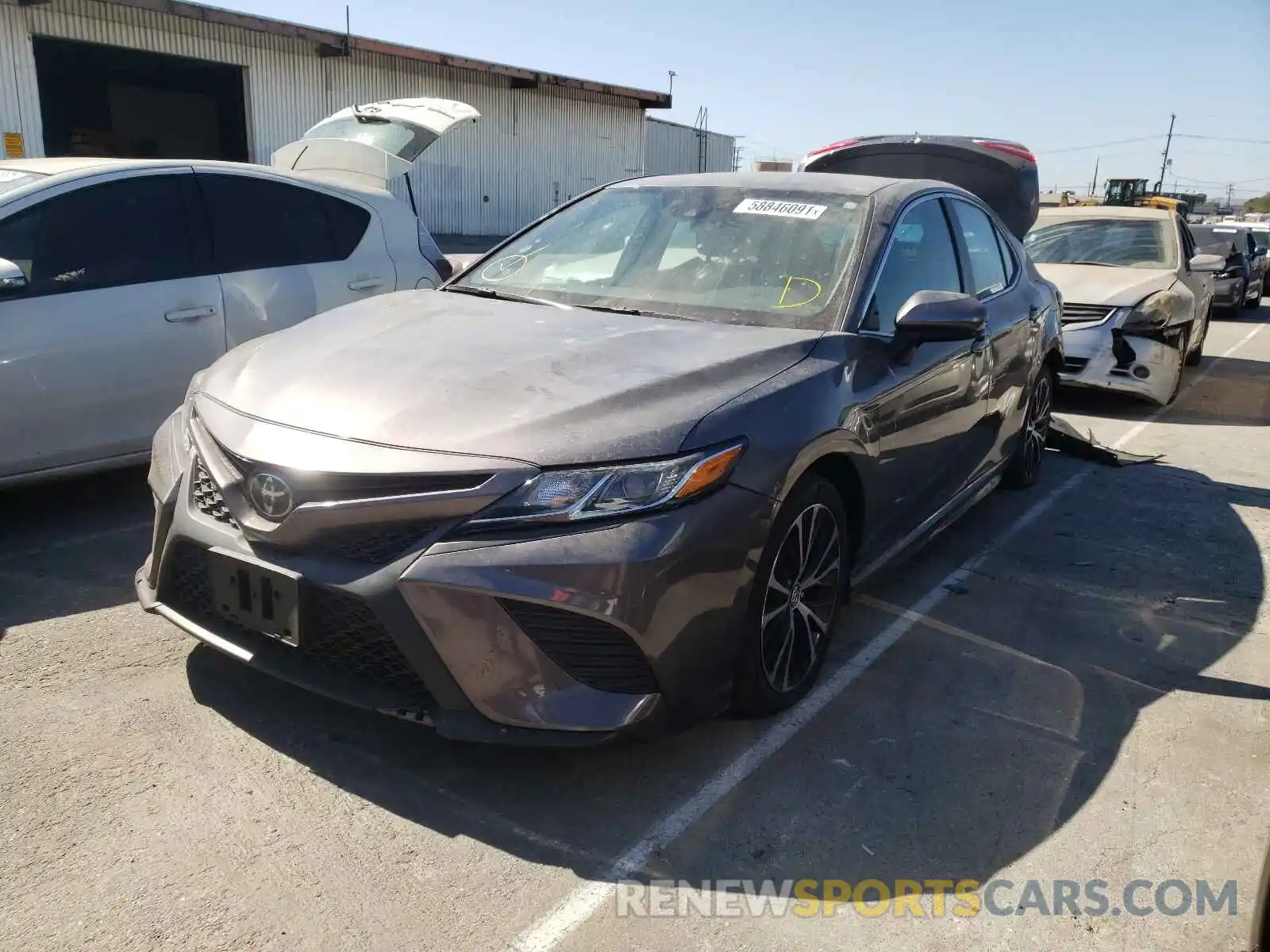 2 Photograph of a damaged car 4T1B11HK8KU823820 TOYOTA CAMRY 2019