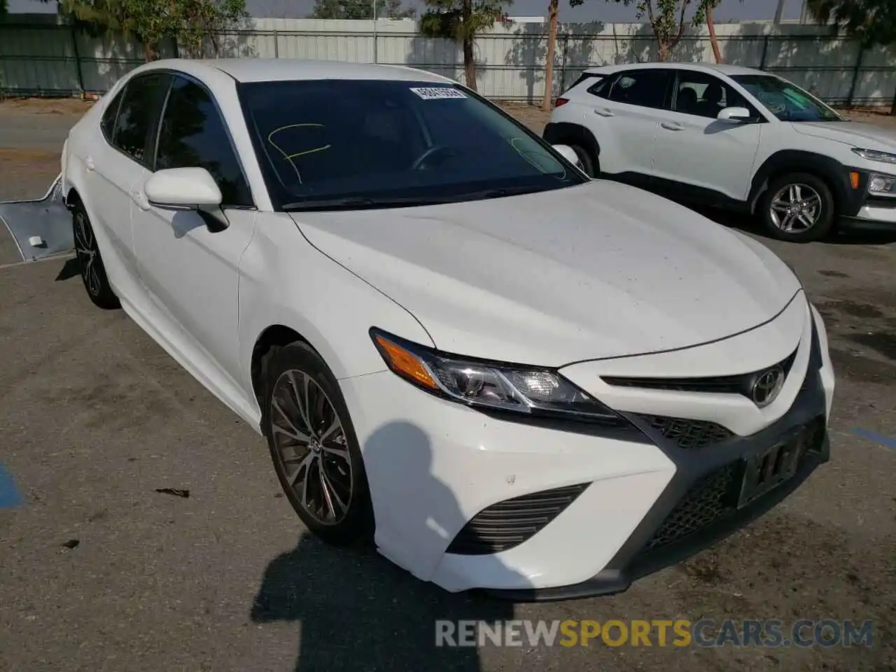 1 Photograph of a damaged car 4T1B11HK8KU829293 TOYOTA CAMRY 2019