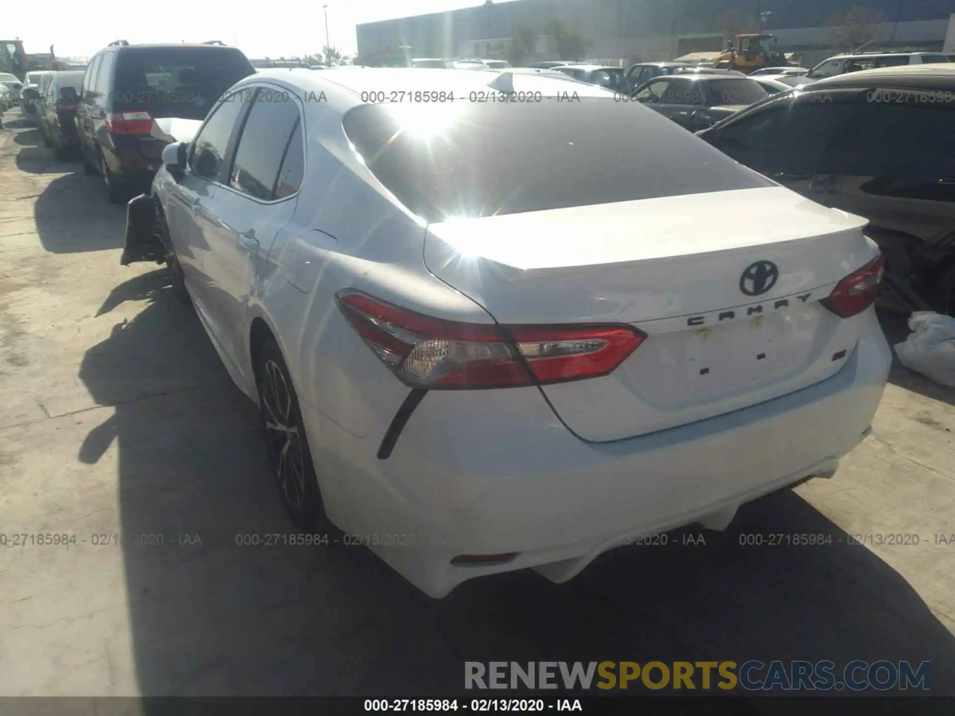 3 Photograph of a damaged car 4T1B11HK8KU833537 TOYOTA CAMRY 2019