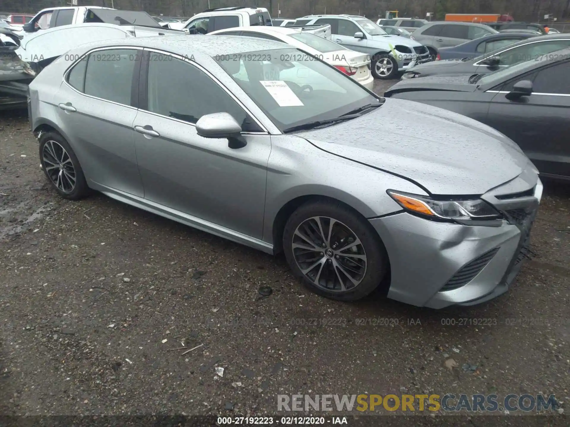 1 Photograph of a damaged car 4T1B11HK8KU835269 TOYOTA CAMRY 2019